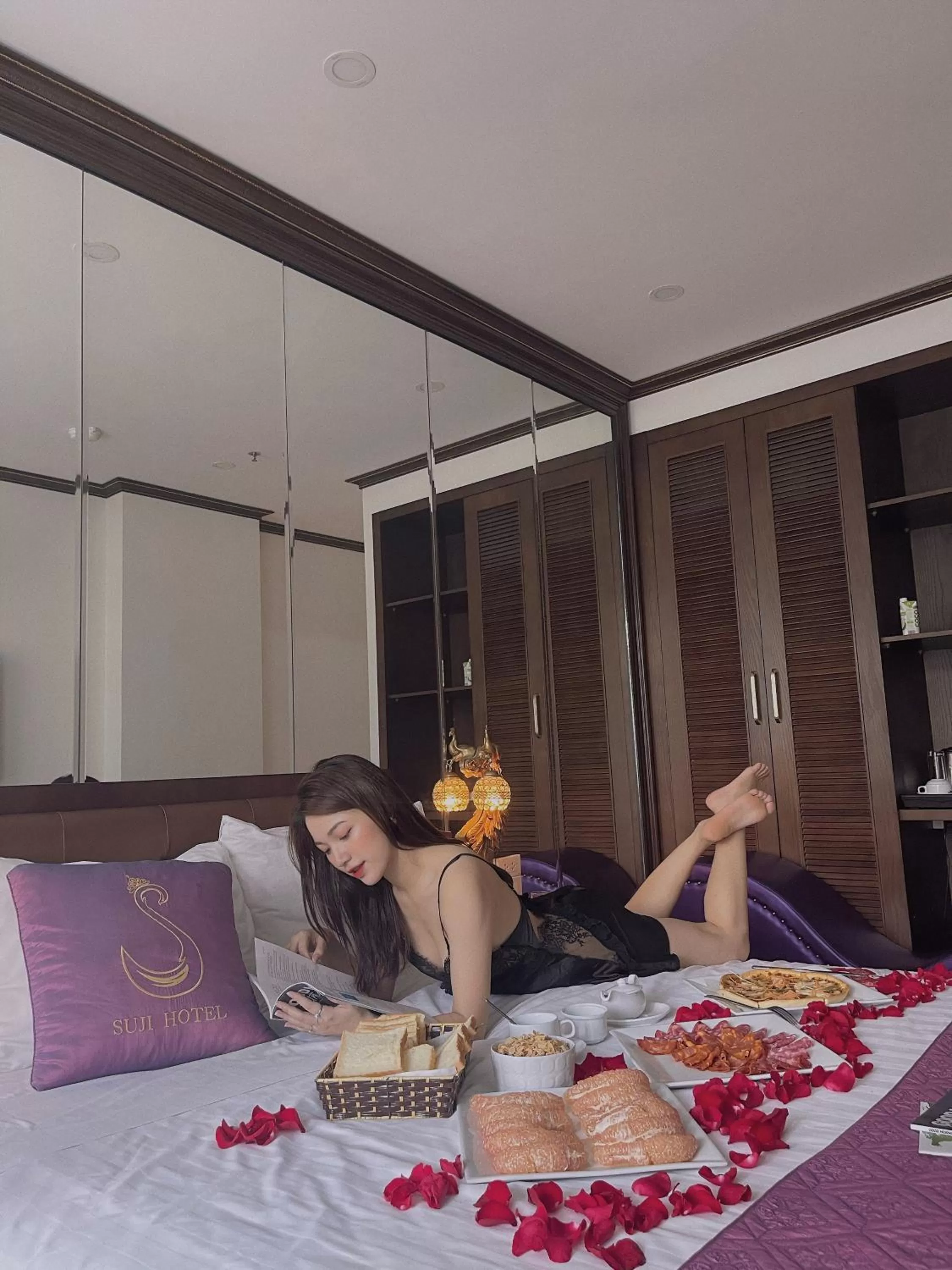 People in Hanoi Suji Hotel