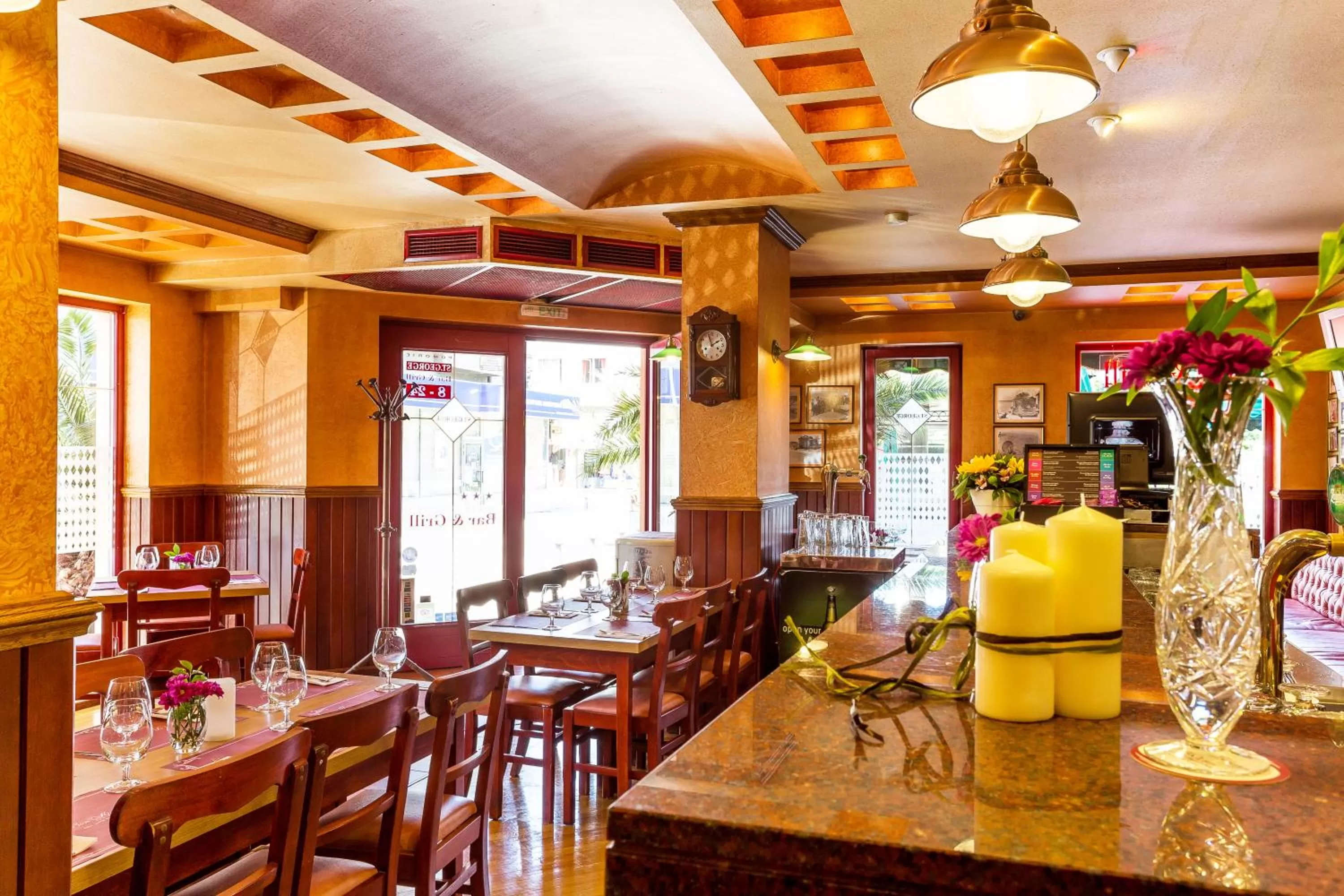 Restaurant/places to eat in Saint George Hotel & Medical Spa