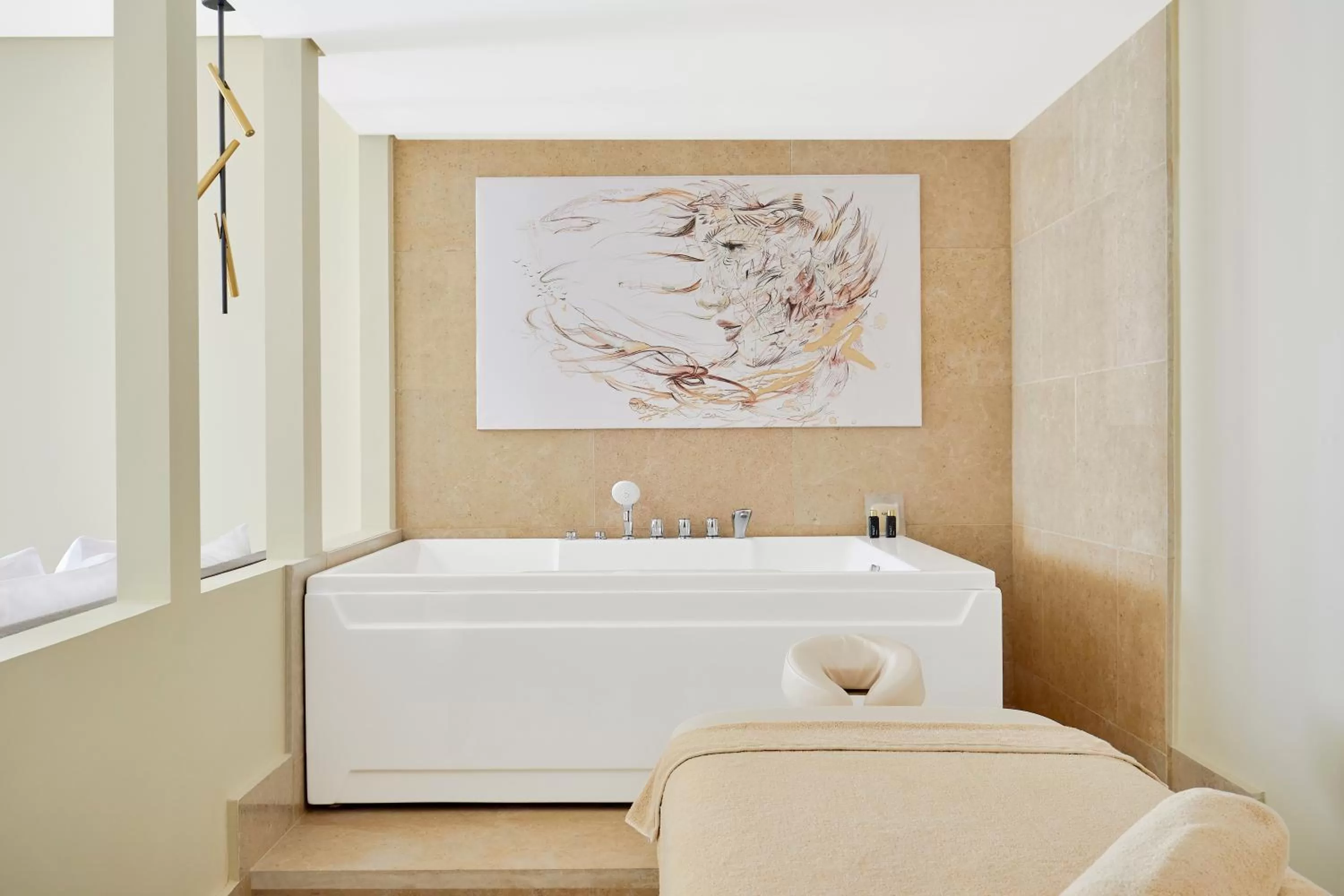 Bathroom, Bed in Hyatt Regency Cairo West