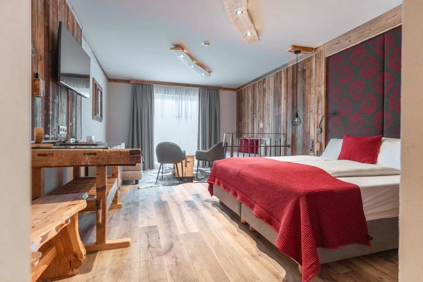 Junior Suite with Mountain View in Hotel Astrid - Ski In - Ski Out