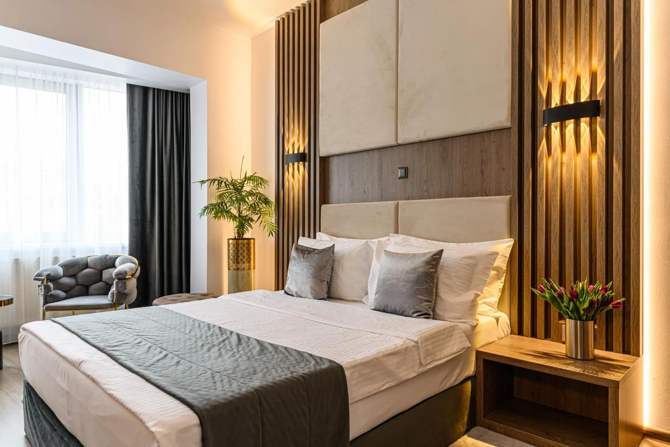 Bedroom, Bed in Unique Boutique