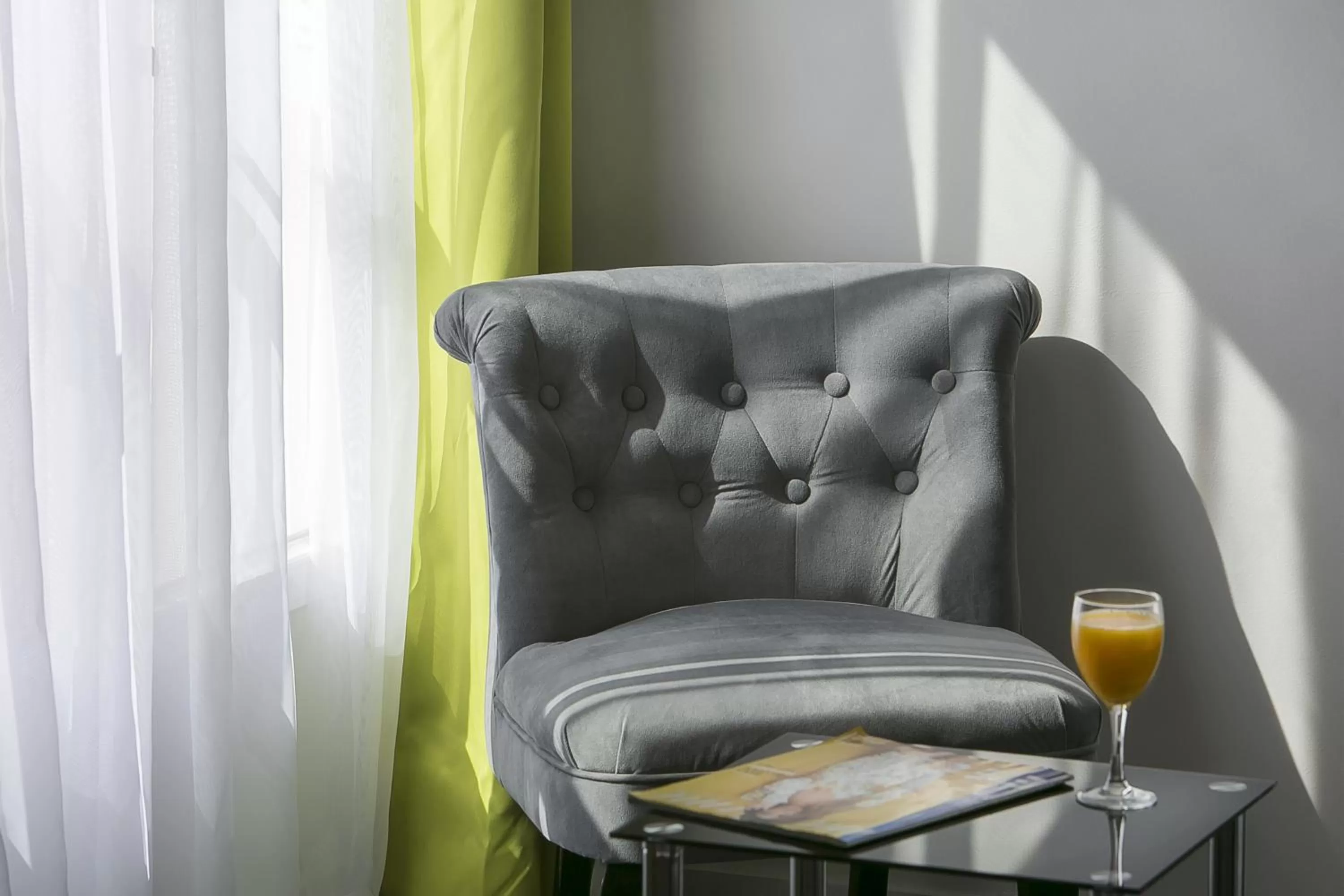Seating area in Best Western Hôtel des Thermes - Balaruc les Bains Sète