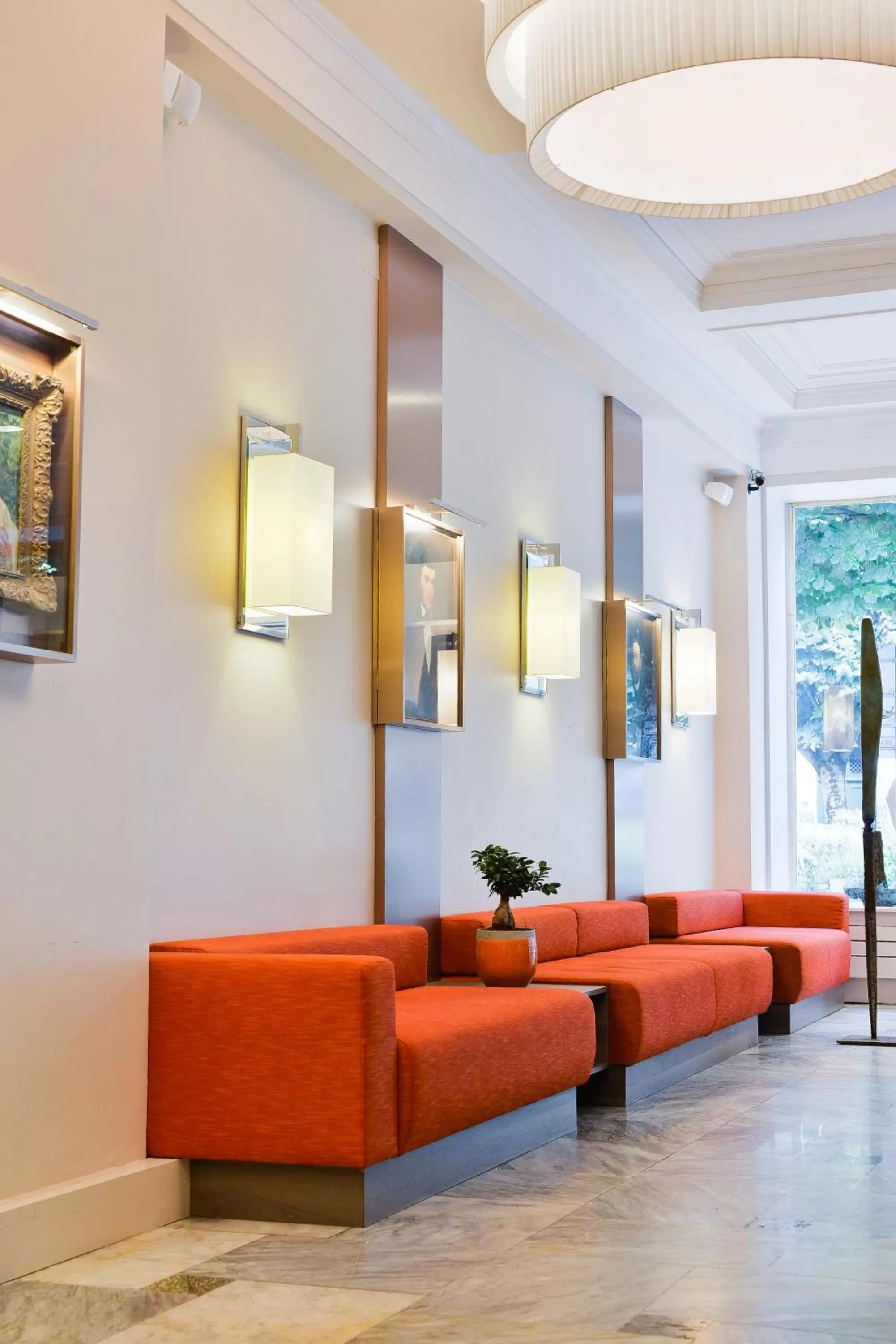 Lobby or reception in Hôtel Mercure Bayonne Centre Le Grand Hotel