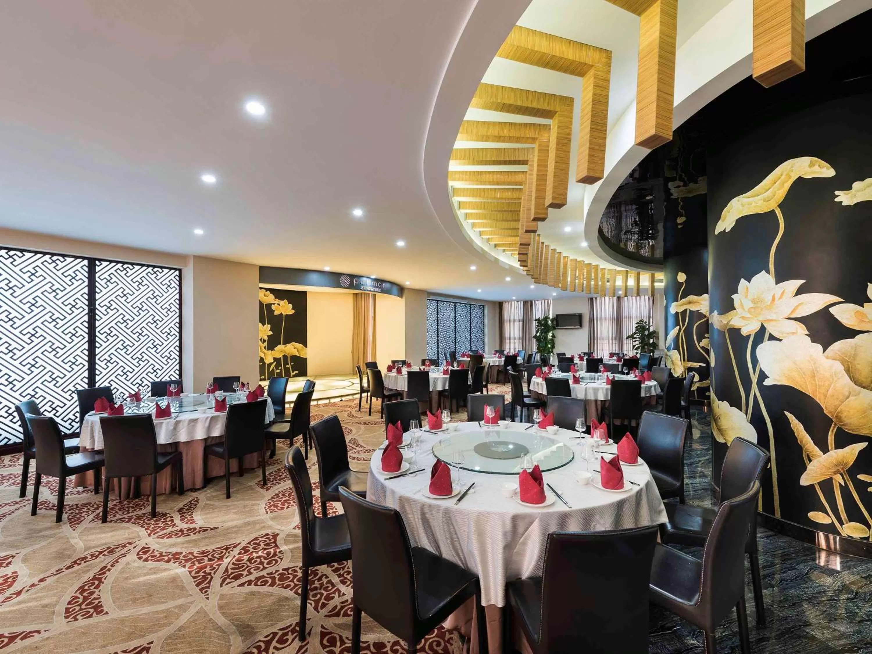 Restaurant/places to eat in Pullman Beijing South - Newly Renovated