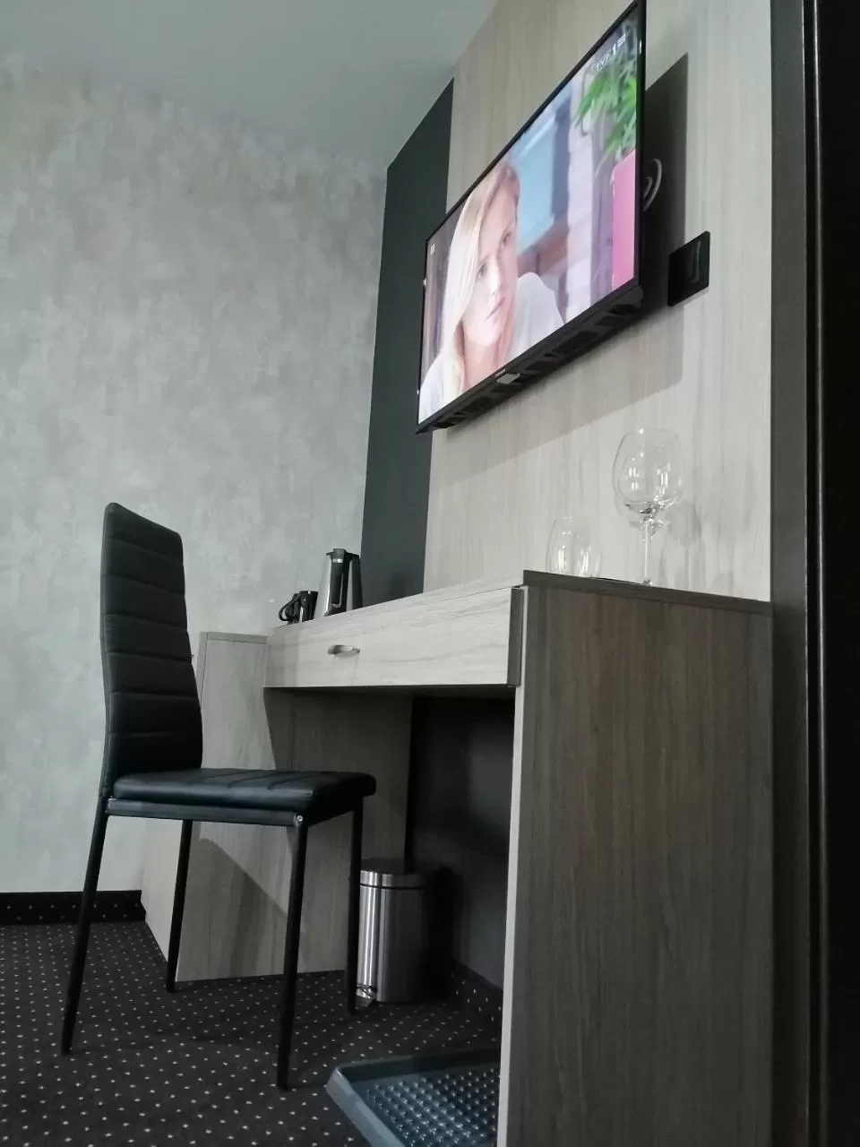 TV and multimedia, TV/Entertainment Center in Pensjonat Sandomierski