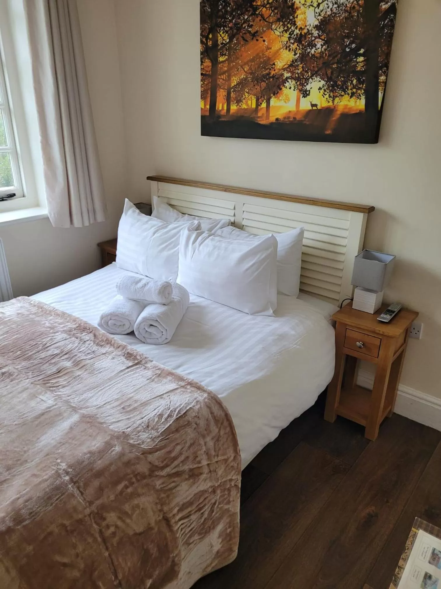 Bed in The Trusty Servant Inn