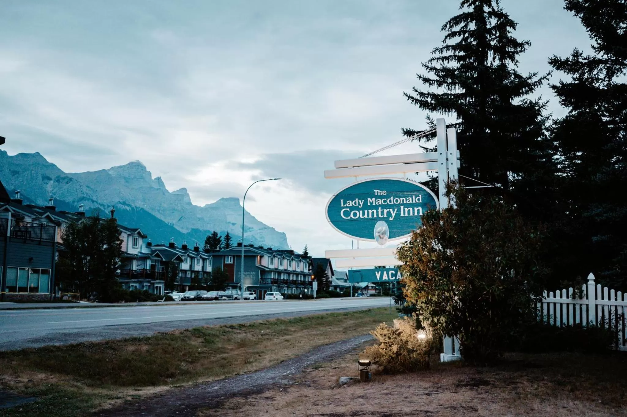 Property building in Lady MacDonald Country Inn