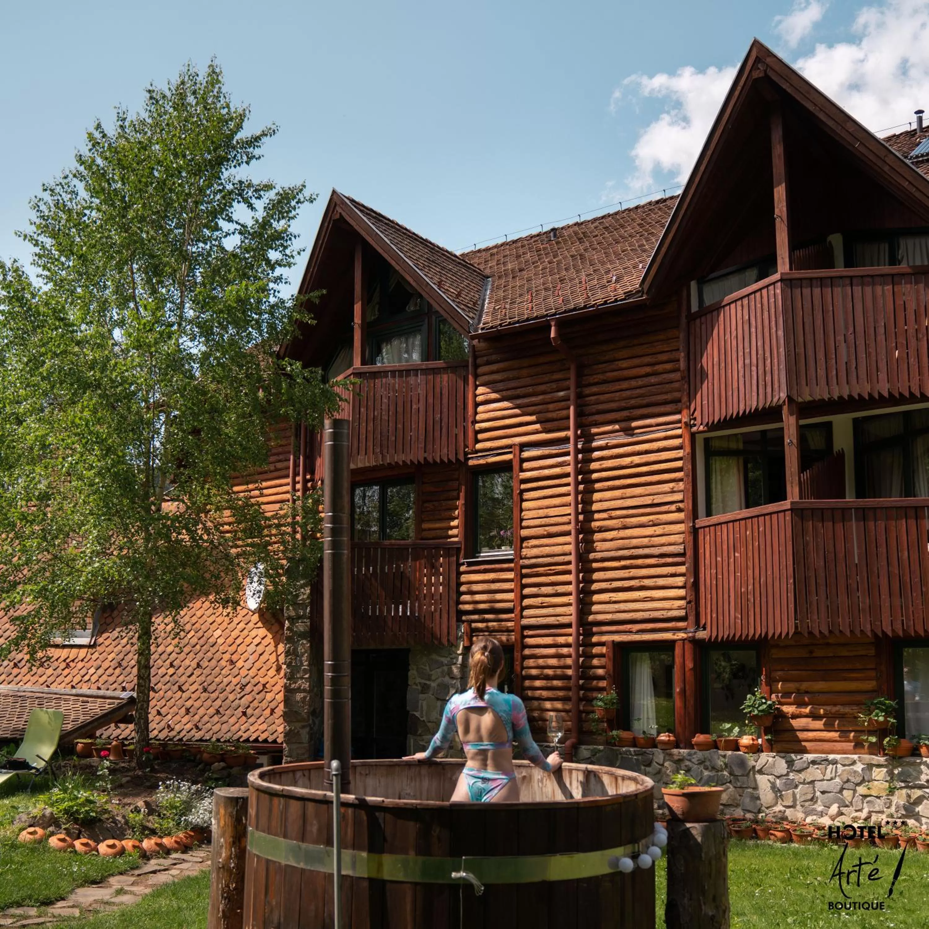 Open Air Bath, Property Building in Art'e Boutique Hotel
