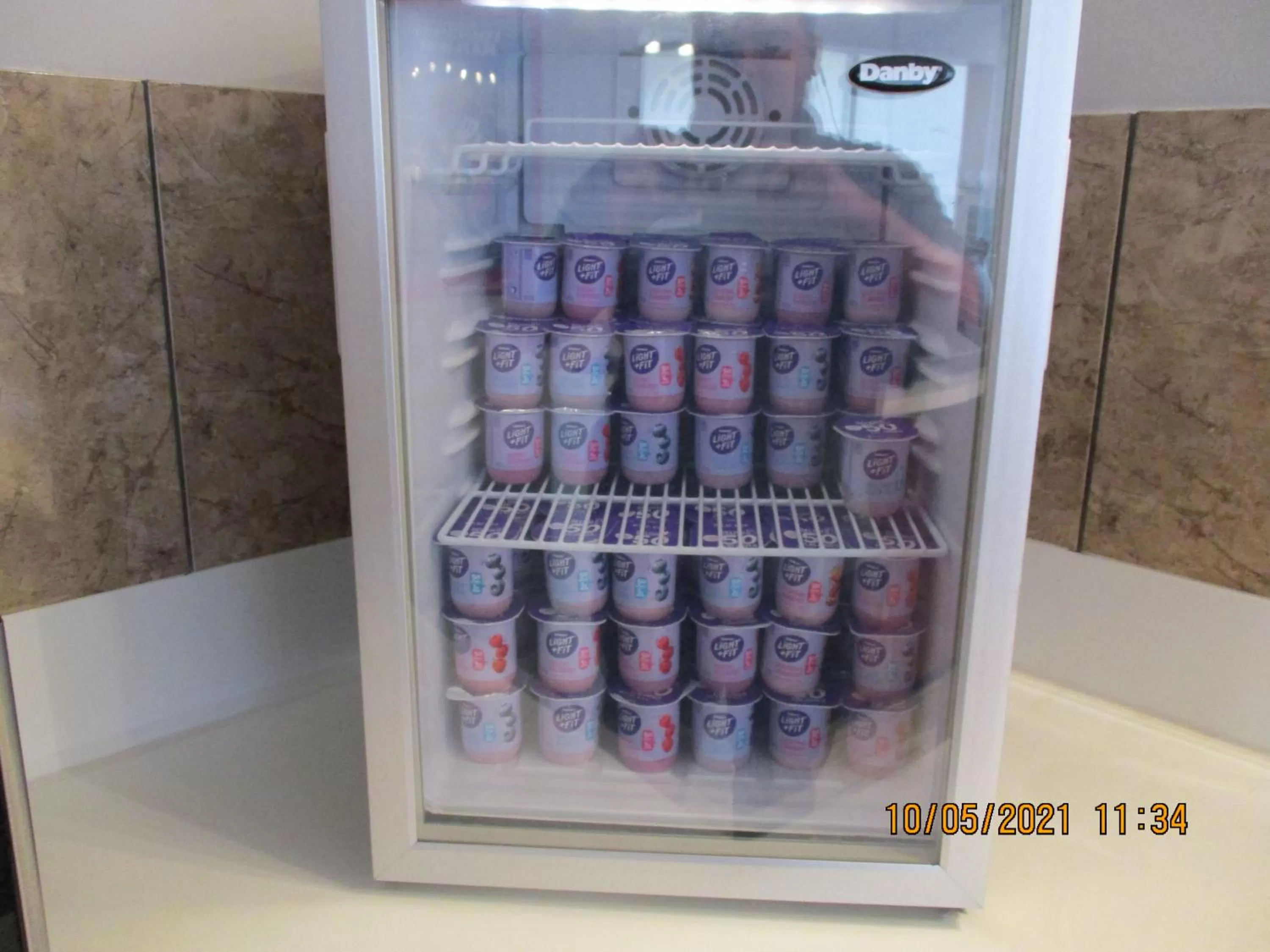 Buffet breakfast in Quality Inn & Suites Kissimmee by The Lake