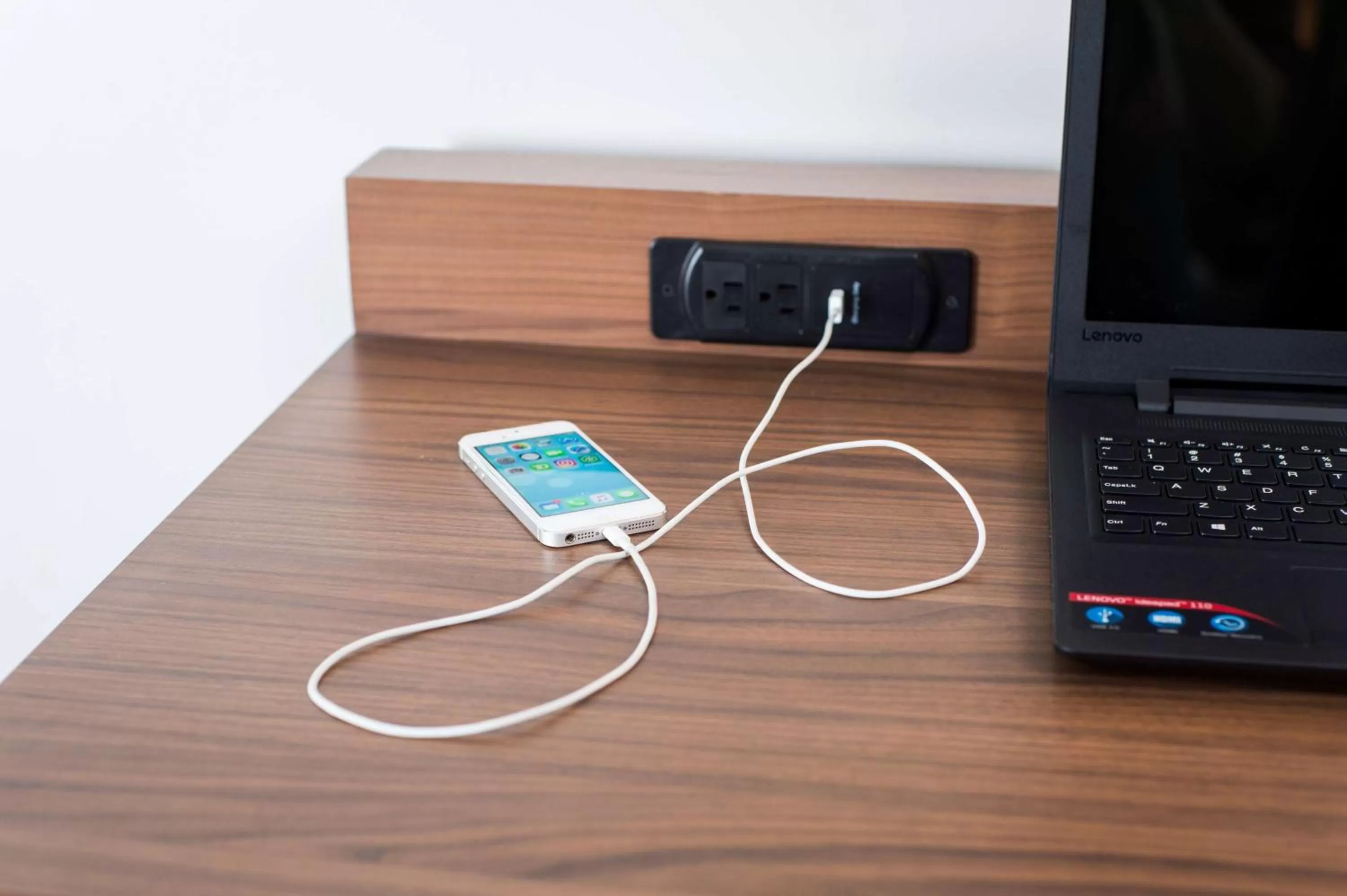 Photo of the whole room in Hôtel Albert par G5