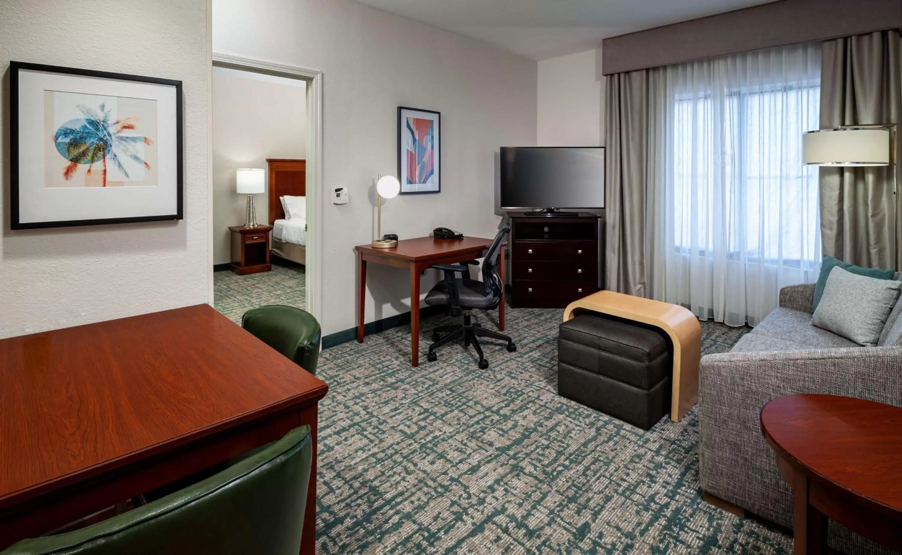 Living room, Bed in Homewood Suites by Hilton Jacksonville-South/St. Johns Ctr.