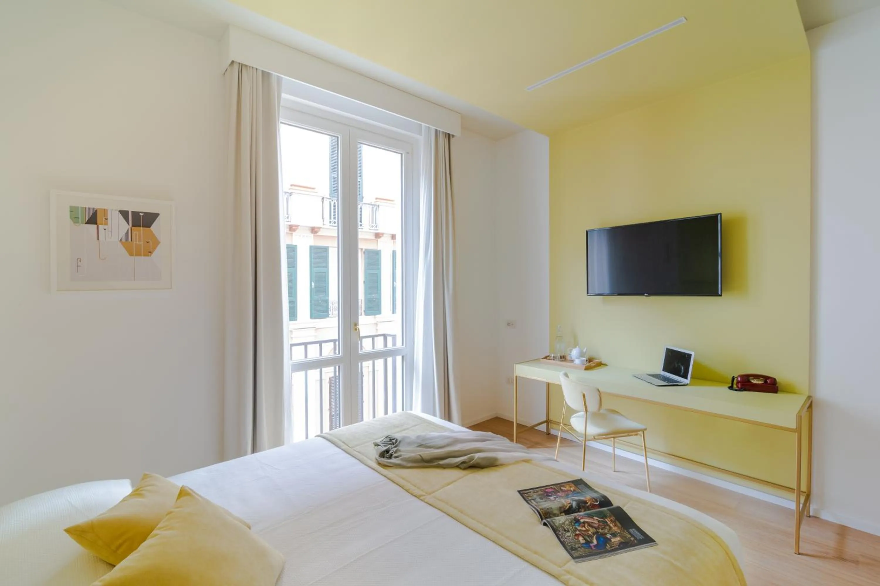 Bed in Hotel Aristeo