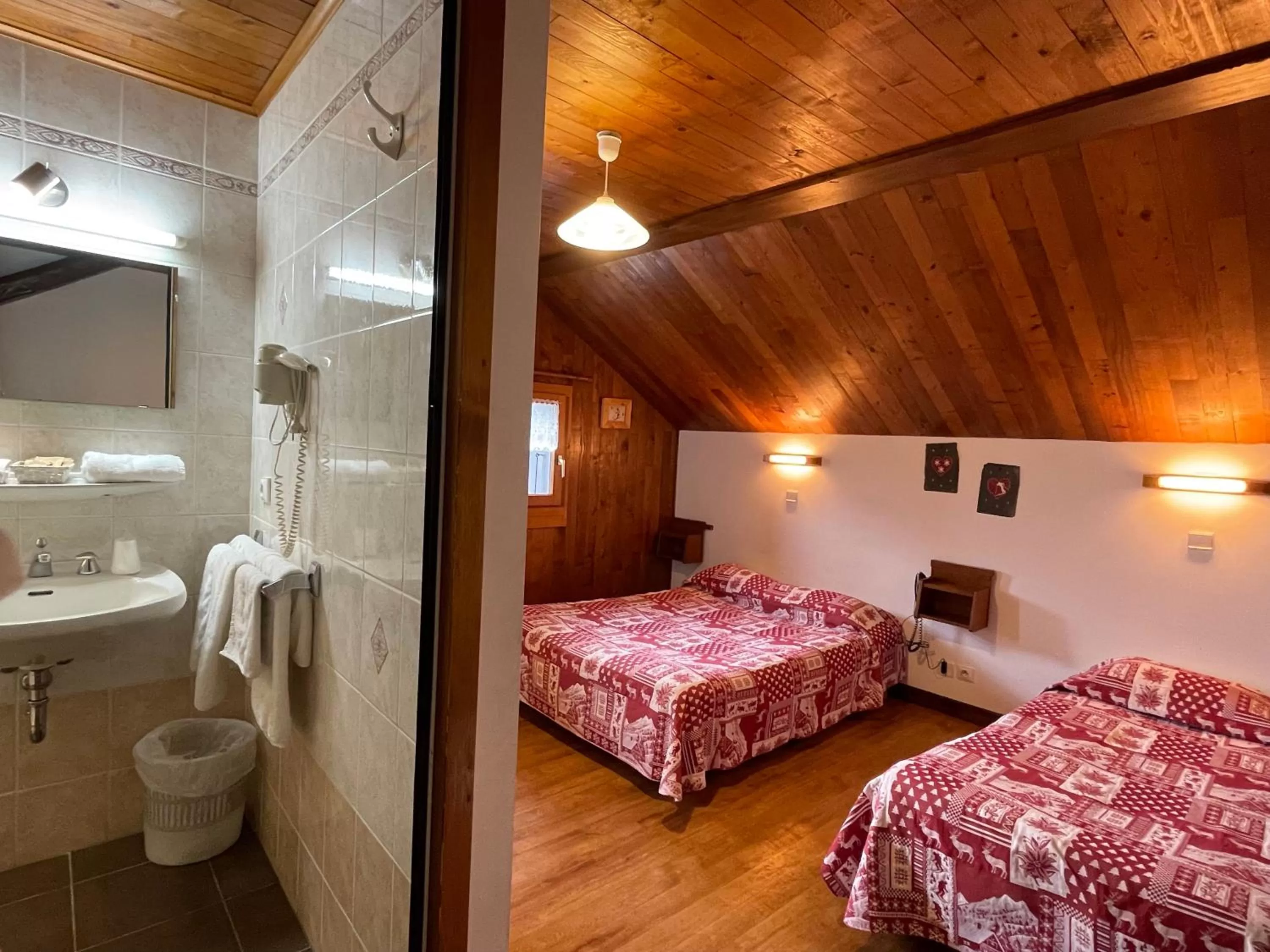 Bed in Hotel Les Granits