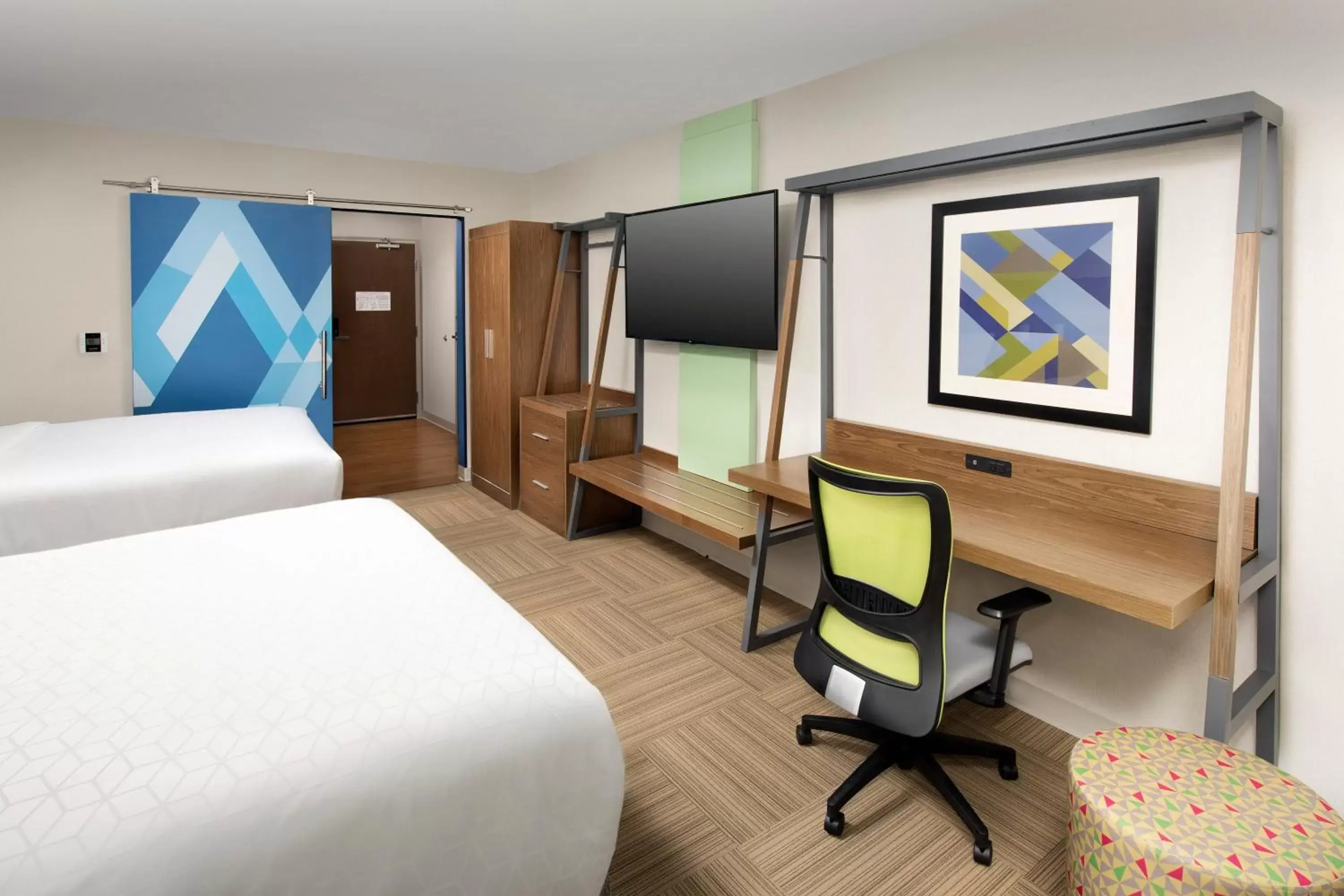 Executive Double Room with Two Double Beds - Non-Smoking in Holiday Inn Express & Suites - North Brunswick, an IHG Hotel Executive Double Room with Two Double Beds - Non-Smoking in Holiday Inn Express & Suites - North Brunswick, an IHG Hotel