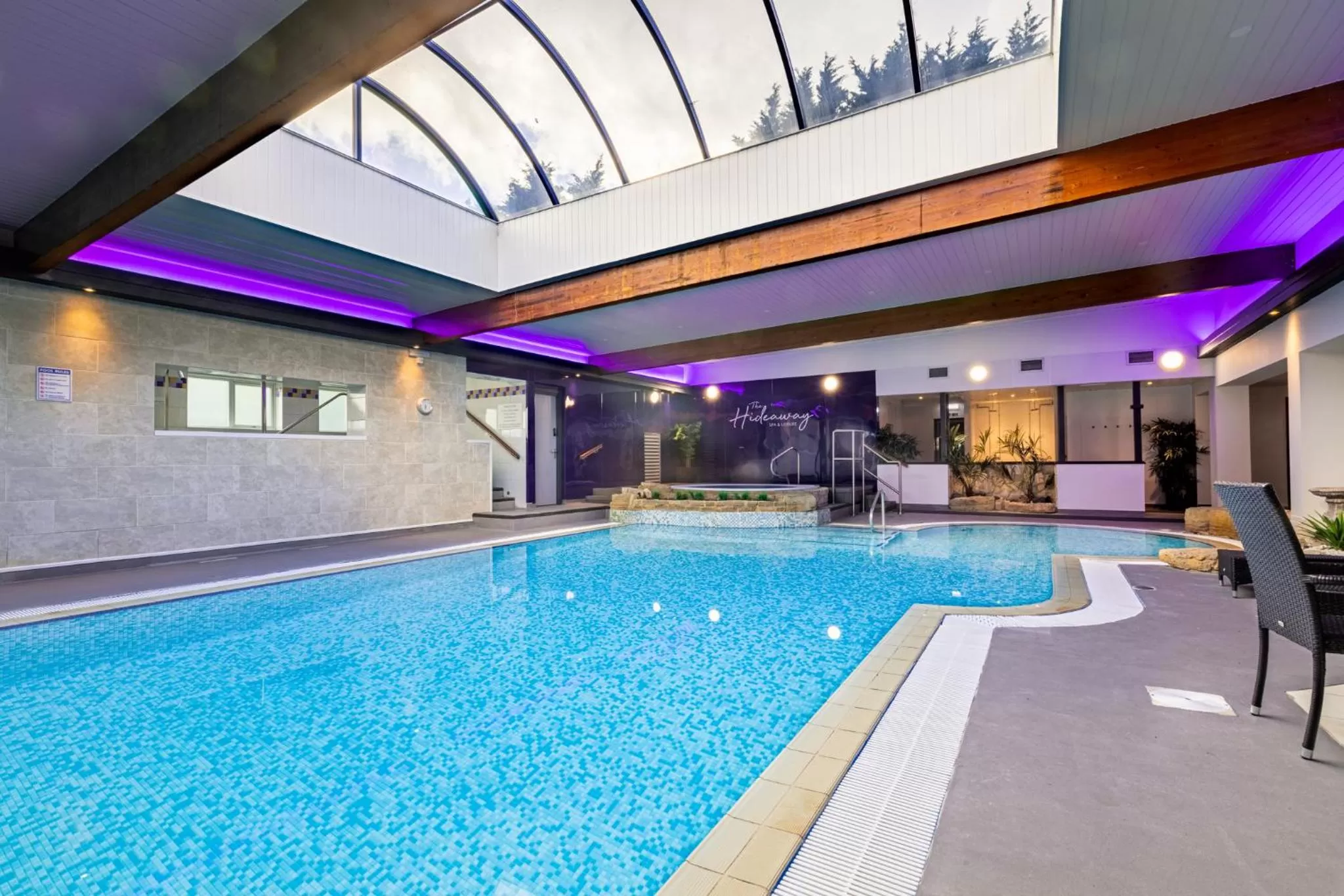 Swimming pool in Parkmore Hotel & Leisure Club, Sure Hotel Collection by BW