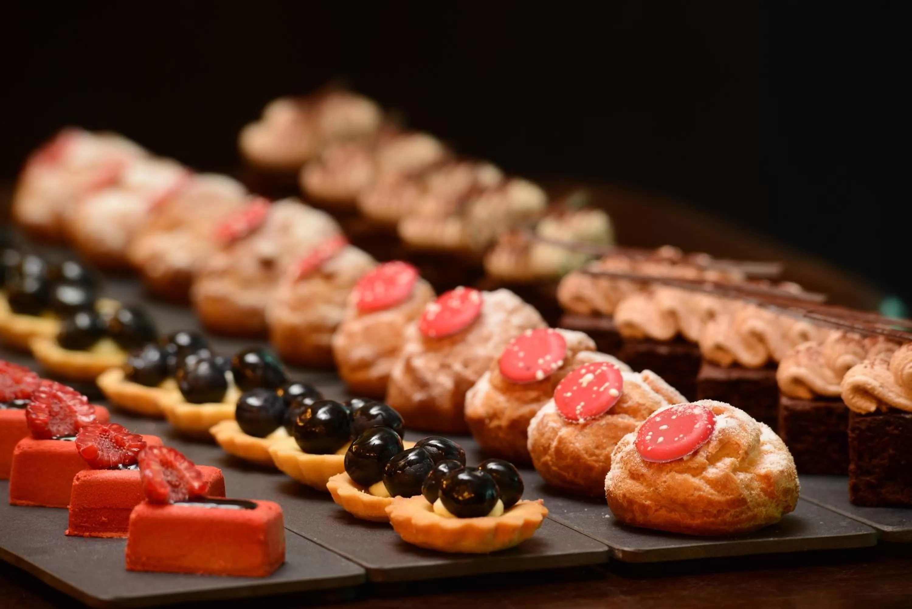 Business facilities in Raouche Arjaan by Rotana