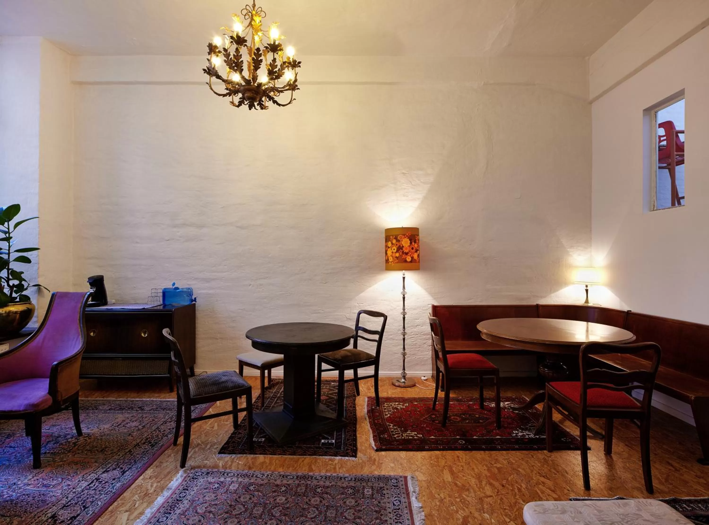 Library in Hüttenpalast