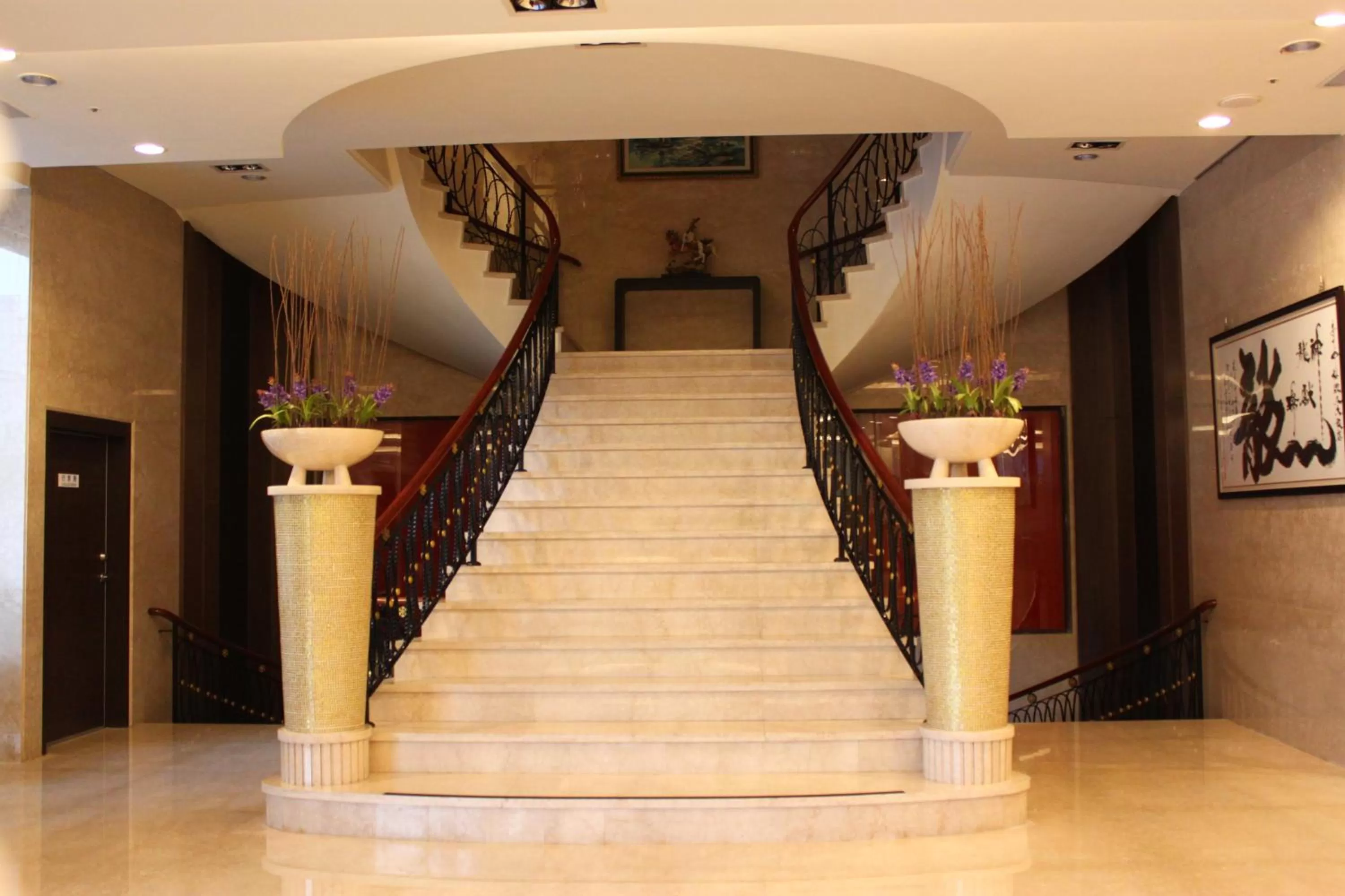 Lobby or reception in Golden Tulip Zhong Xin Hotel Taichung