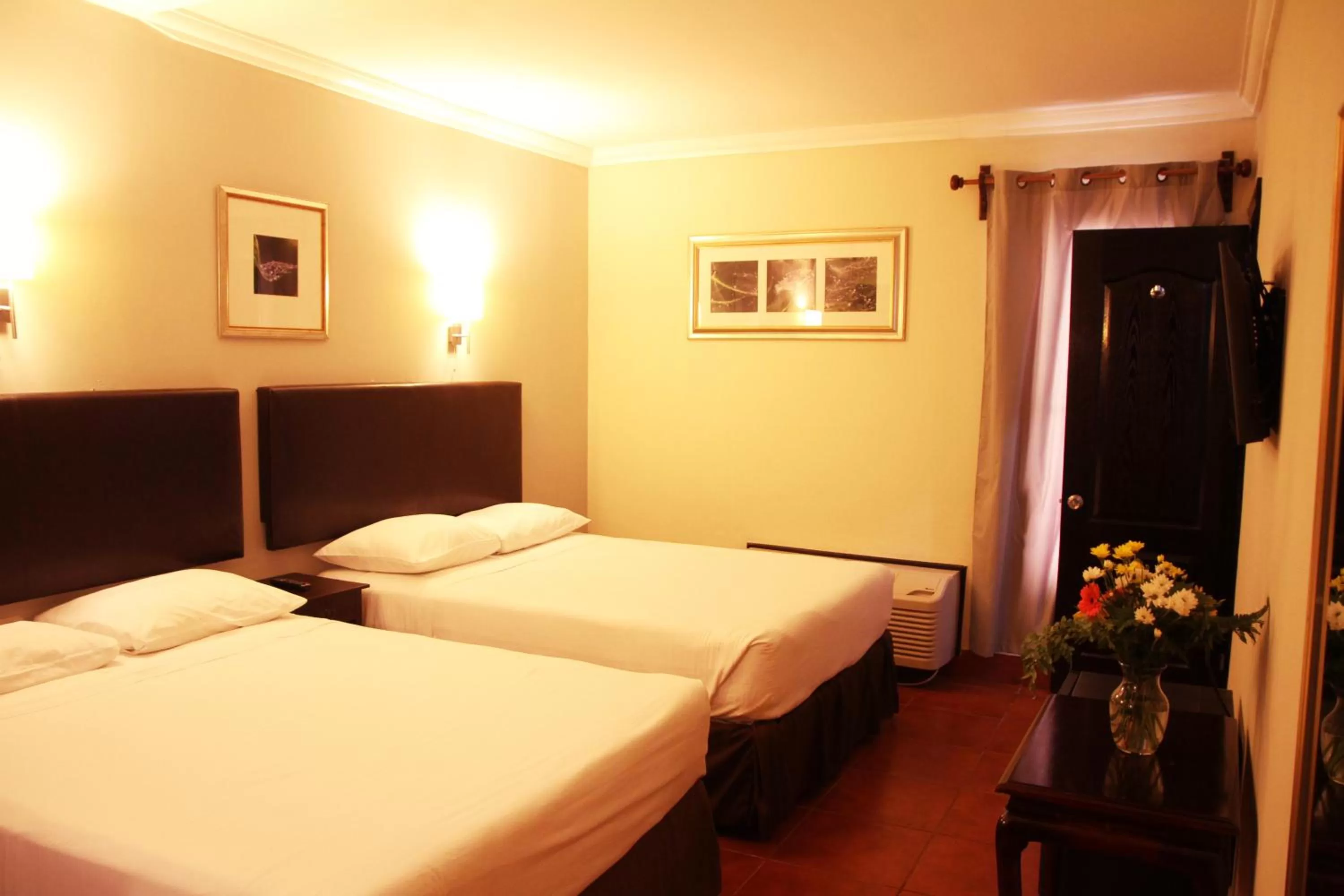 Photo of the whole room, Bed in Hotel Los Altos Esteli