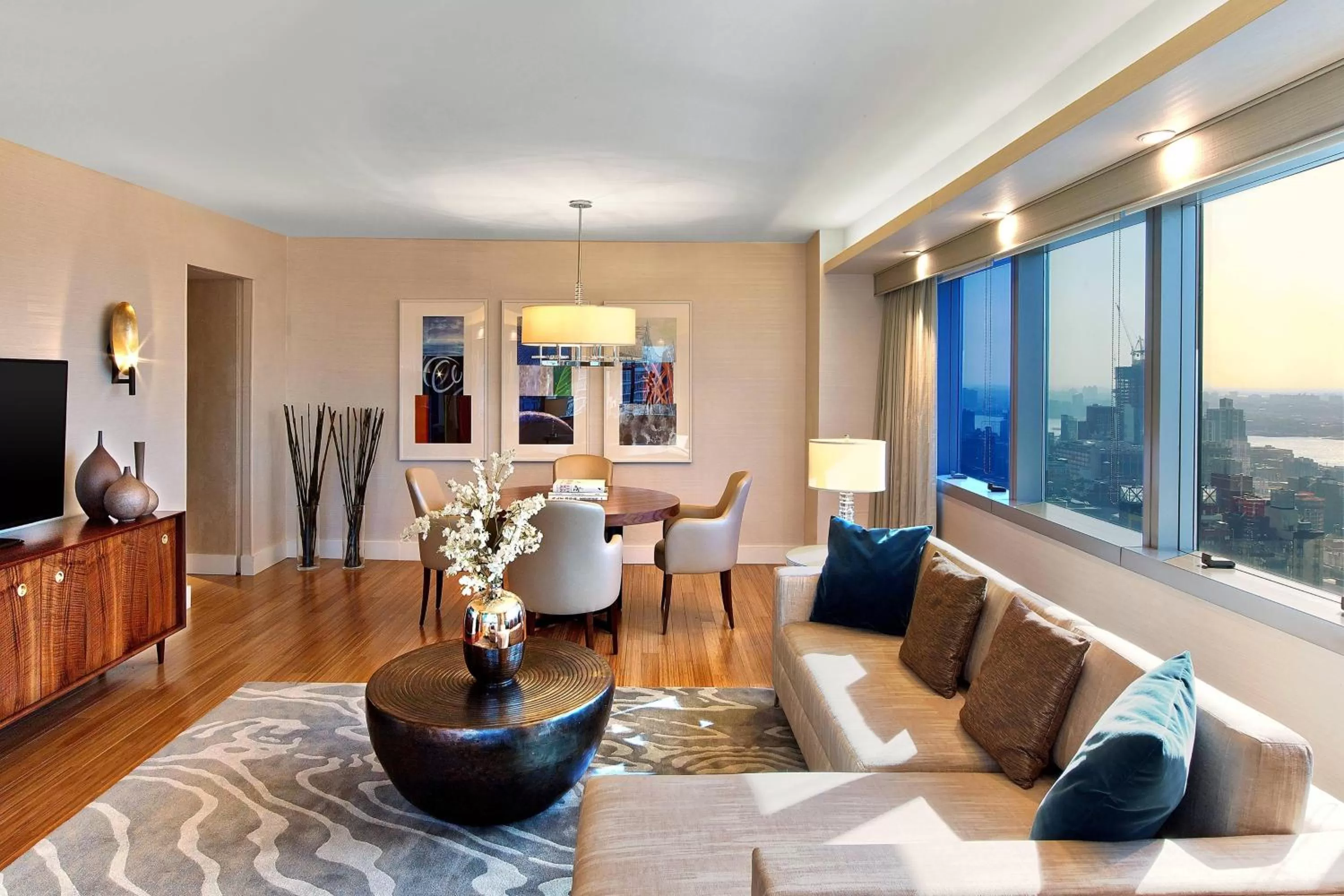 Photo of the whole room in The Westin New York at Times Square