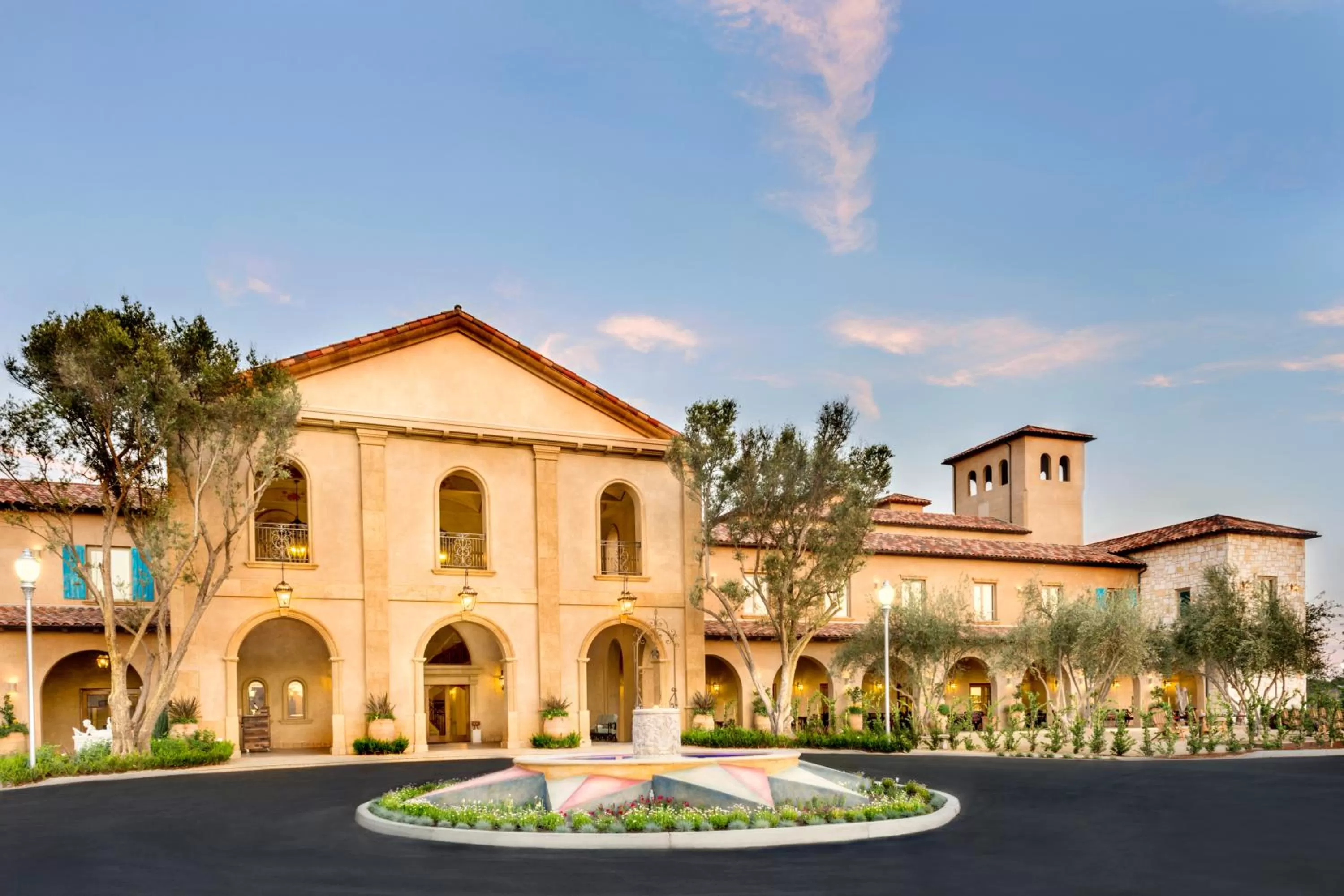 Facade/entrance in Allegretto Vineyard Resort Paso Robles