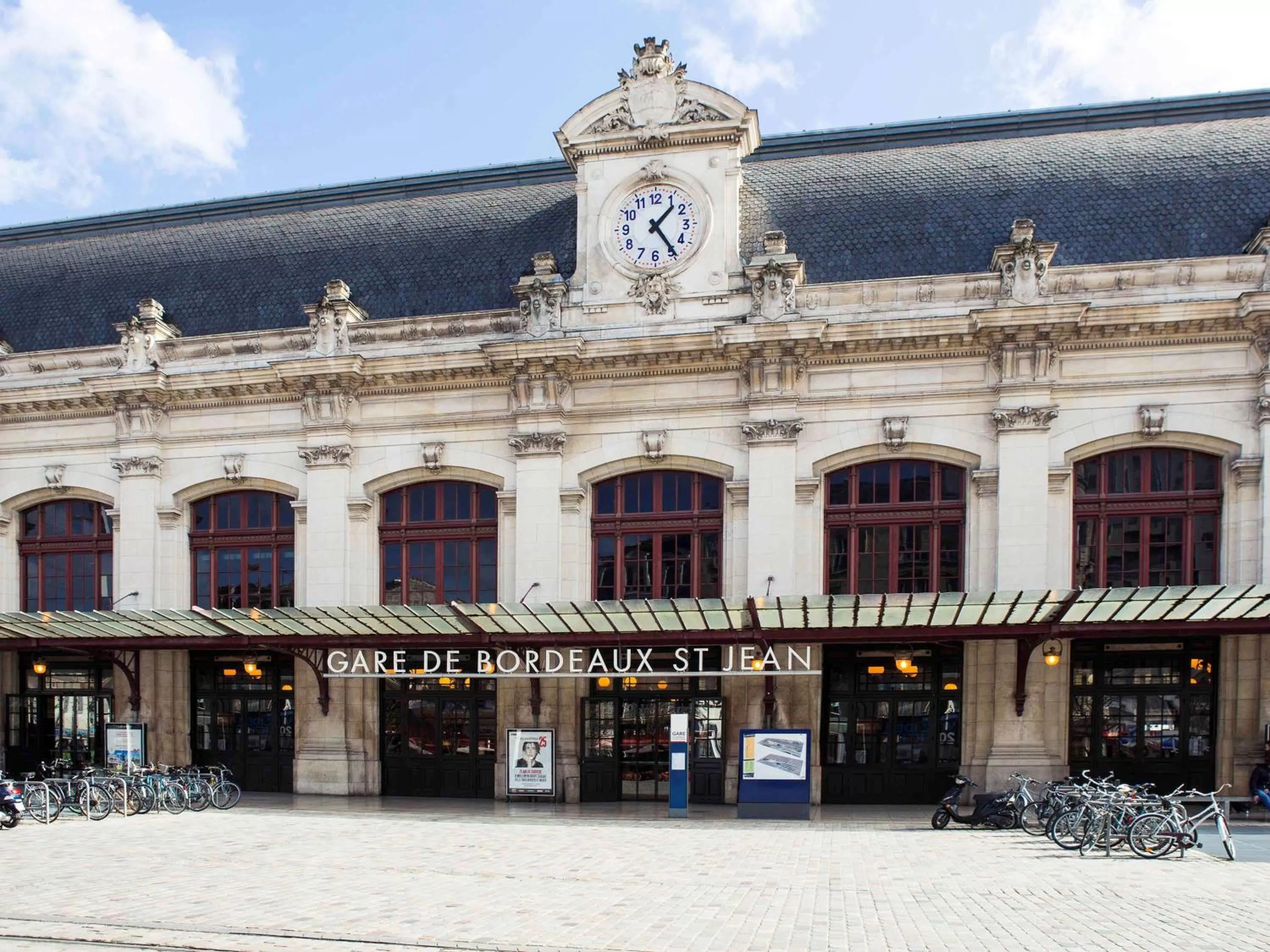 Nearby landmark in ibis budget Bordeaux Centre - Gare Saint Jean