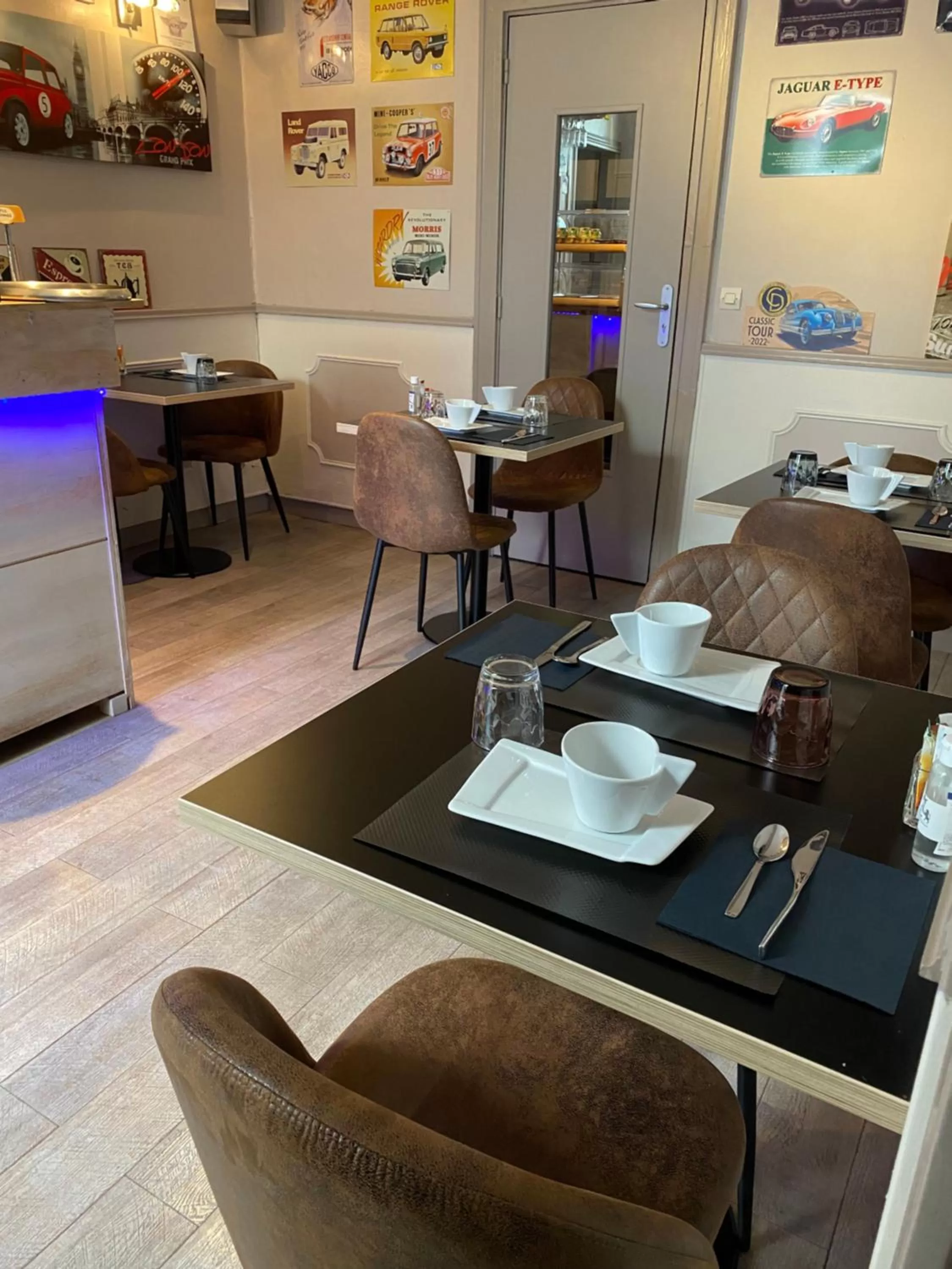 Breakfast, Restaurant/Places to Eat in Hôtel Céline - Hôtel de la Gare