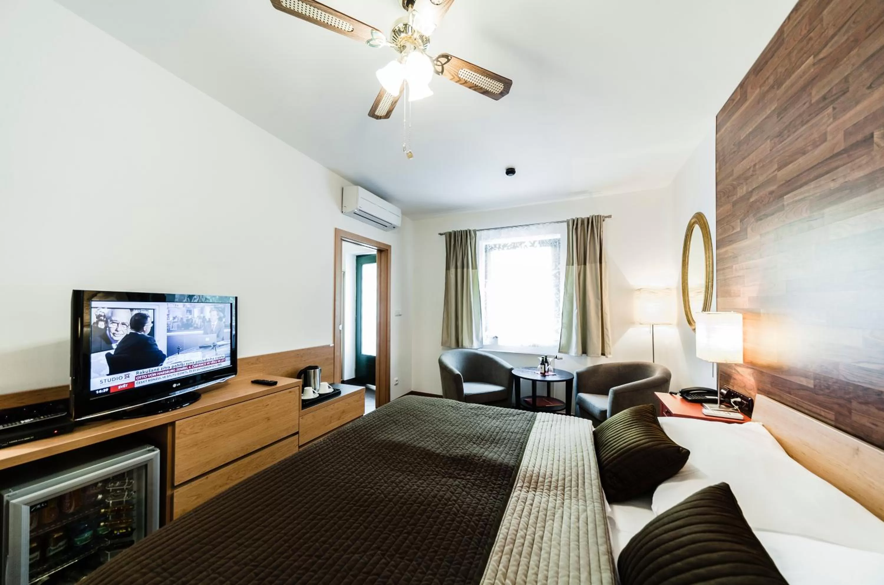 Bed in Archibald At the Charles Bridge