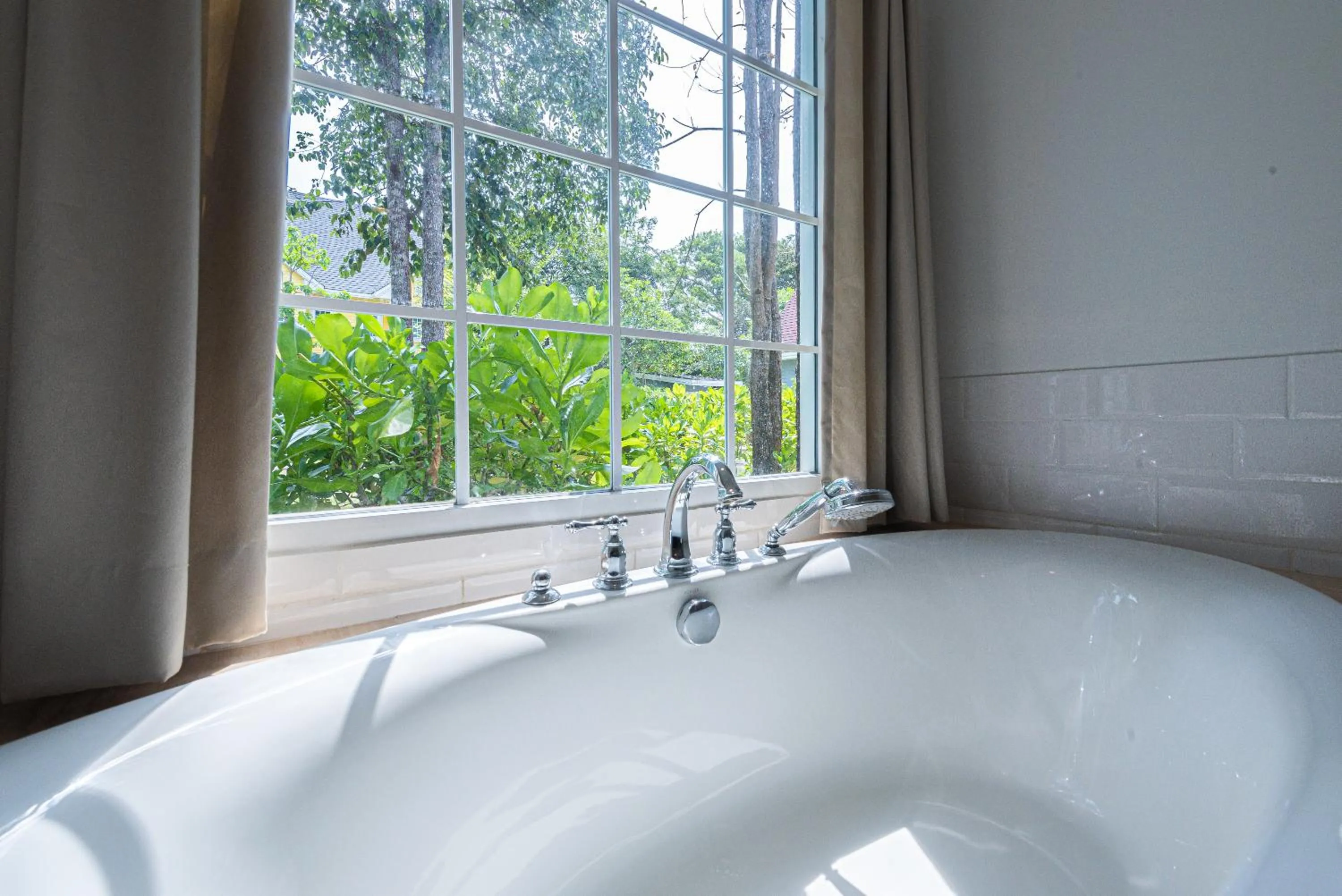 Bathroom in Peggy's Cove Resort