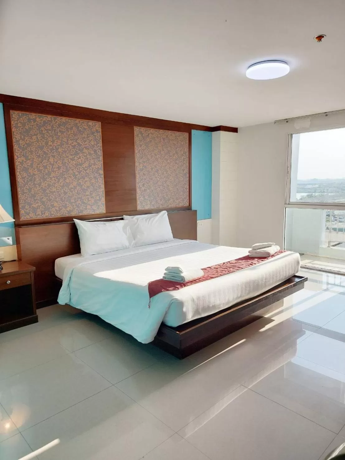 Bedroom in Convenient Grand Hotel