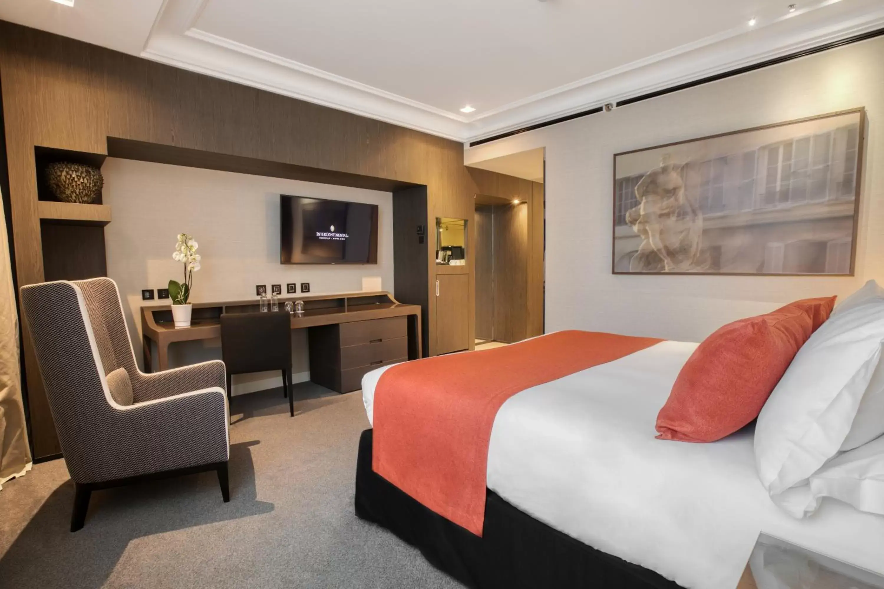 Classic Room in InterContinental Marseille - Hotel Dieu by IHG Classic Room in InterContinental Marseille - Hotel Dieu by IHG