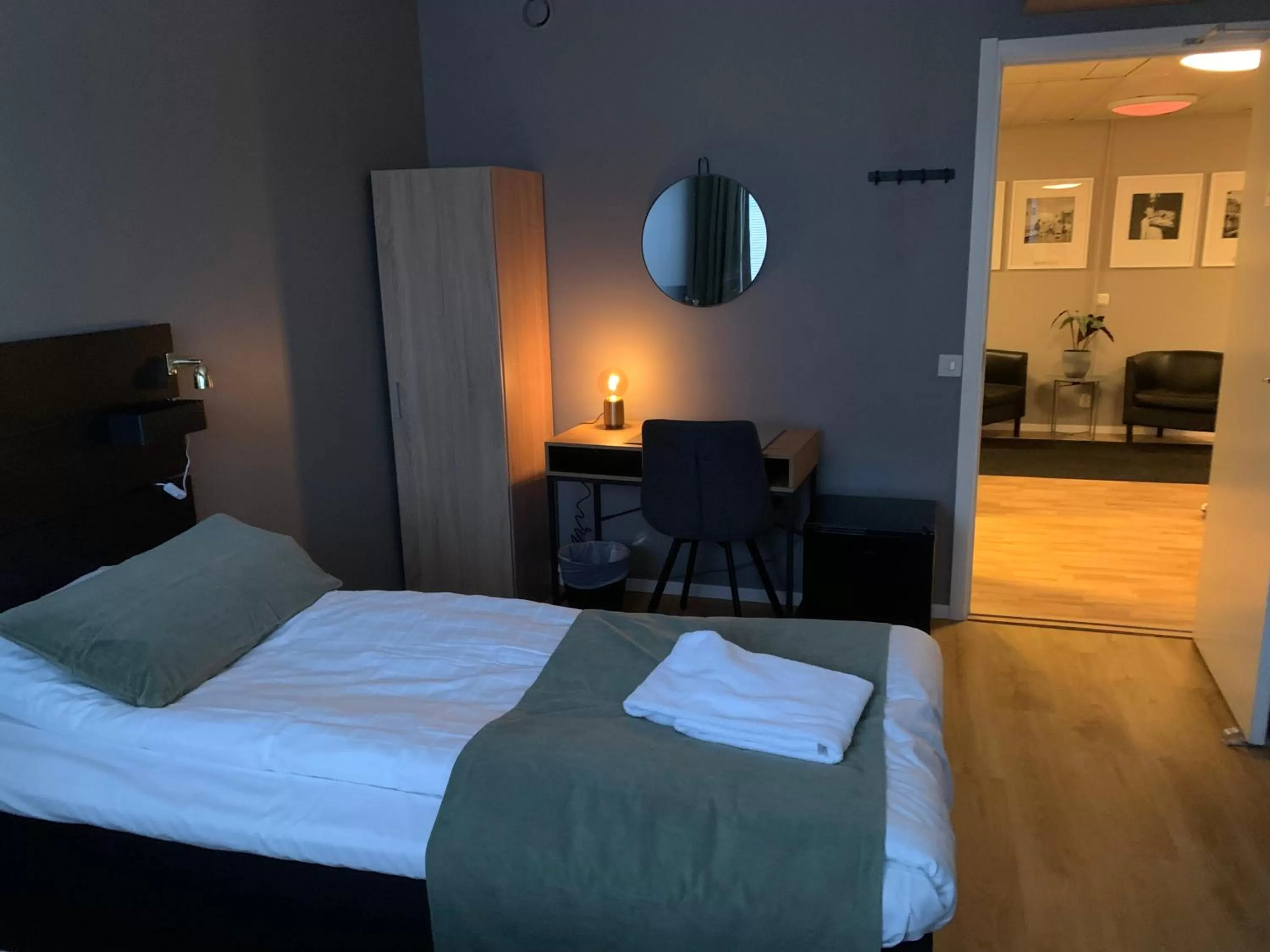 Photo of the whole room, Bed in Hotel B&B Gränden