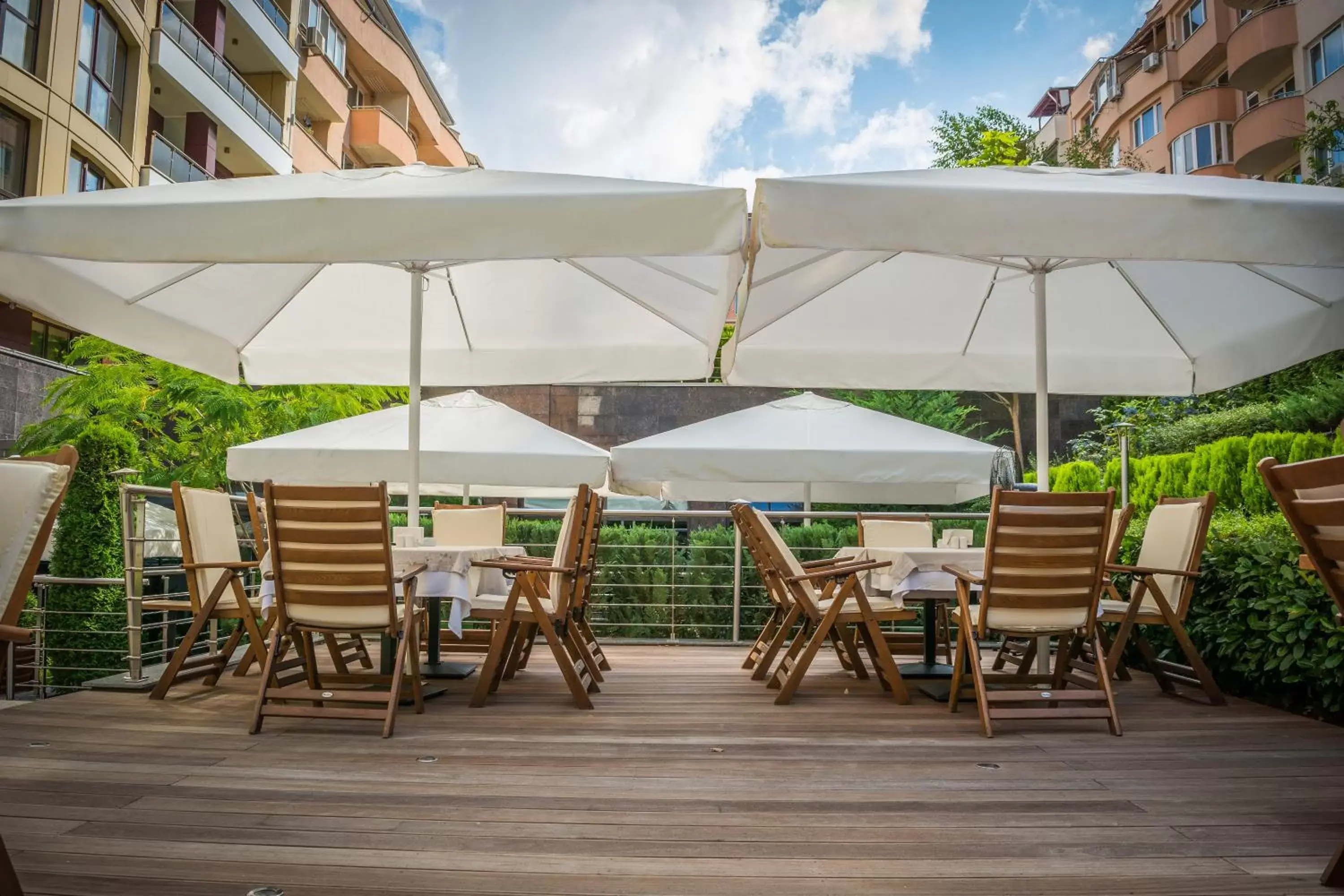 Best Western Plus Olives City Hotel - Free Pool & Parking Best Western Plus Olives City Hotel - Free Pool & Parking