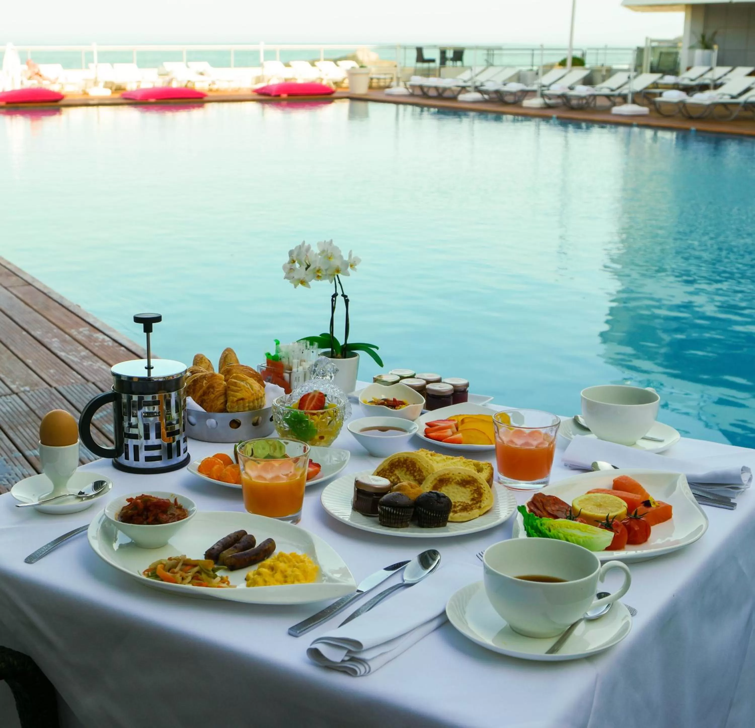 Breakfast in Sofitel Biarritz Le Miramar Thalassa