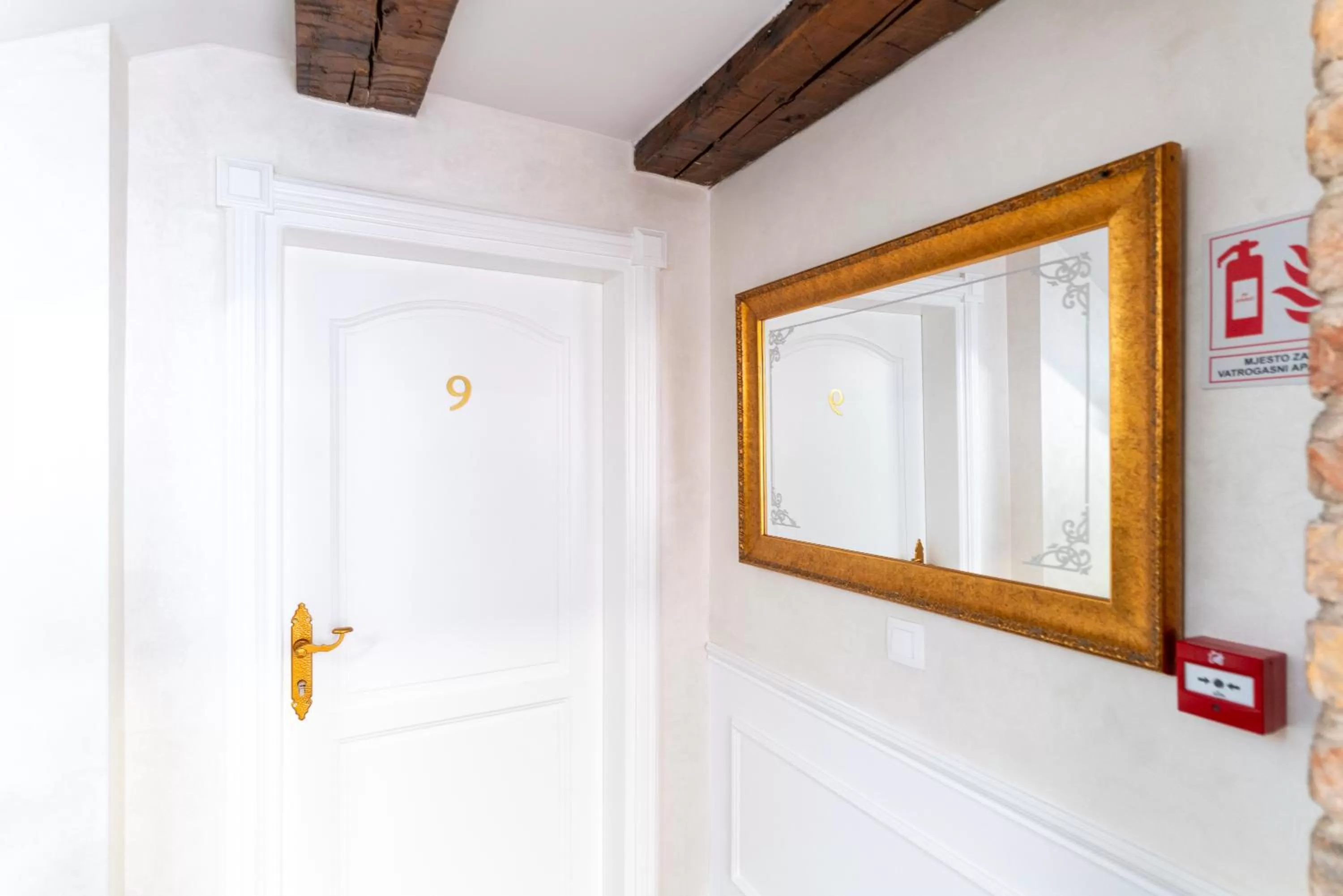 Decorative detail in Ornament Hotel