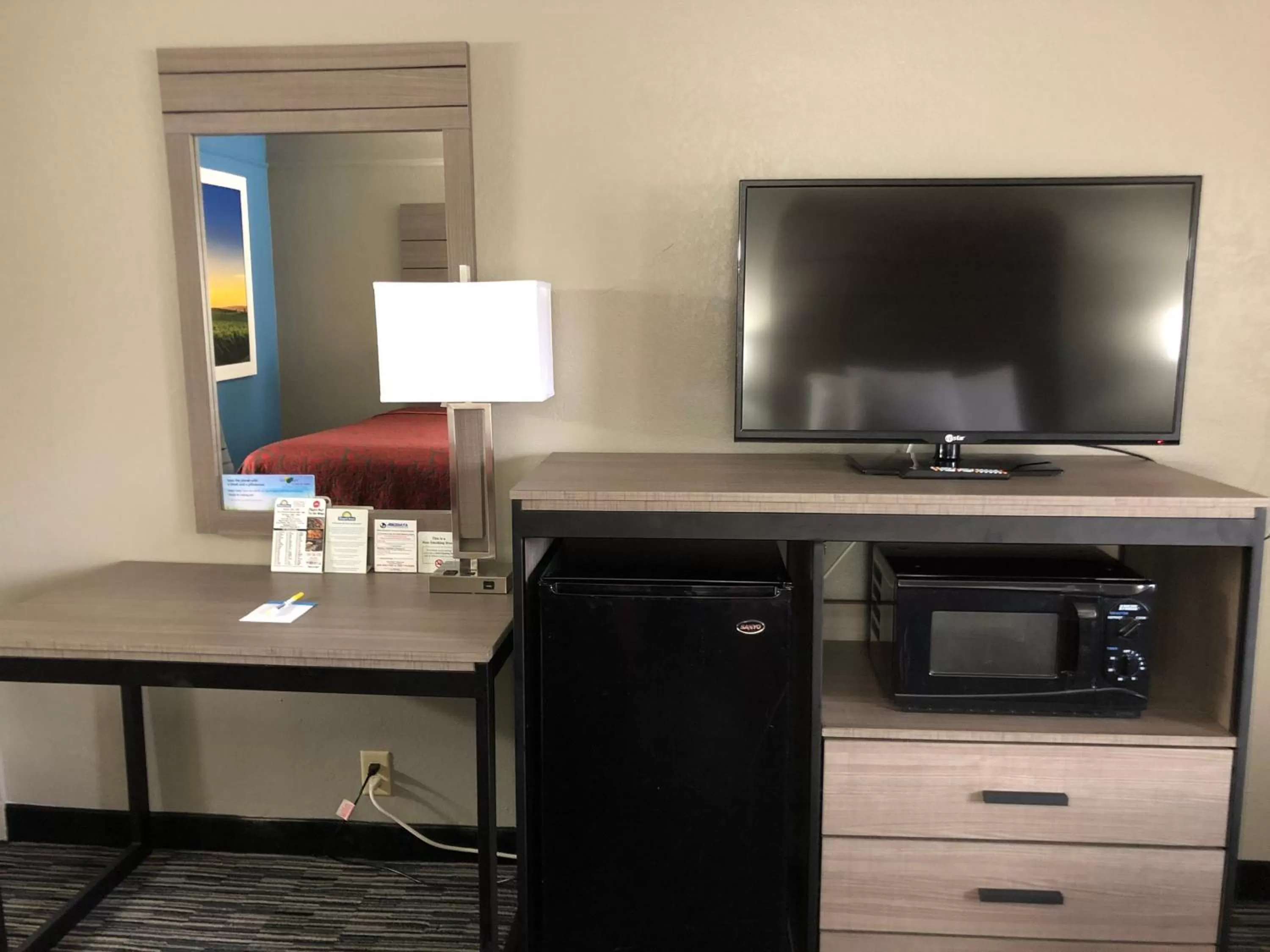 Days Inn by Wyndham N.W. Medical Center