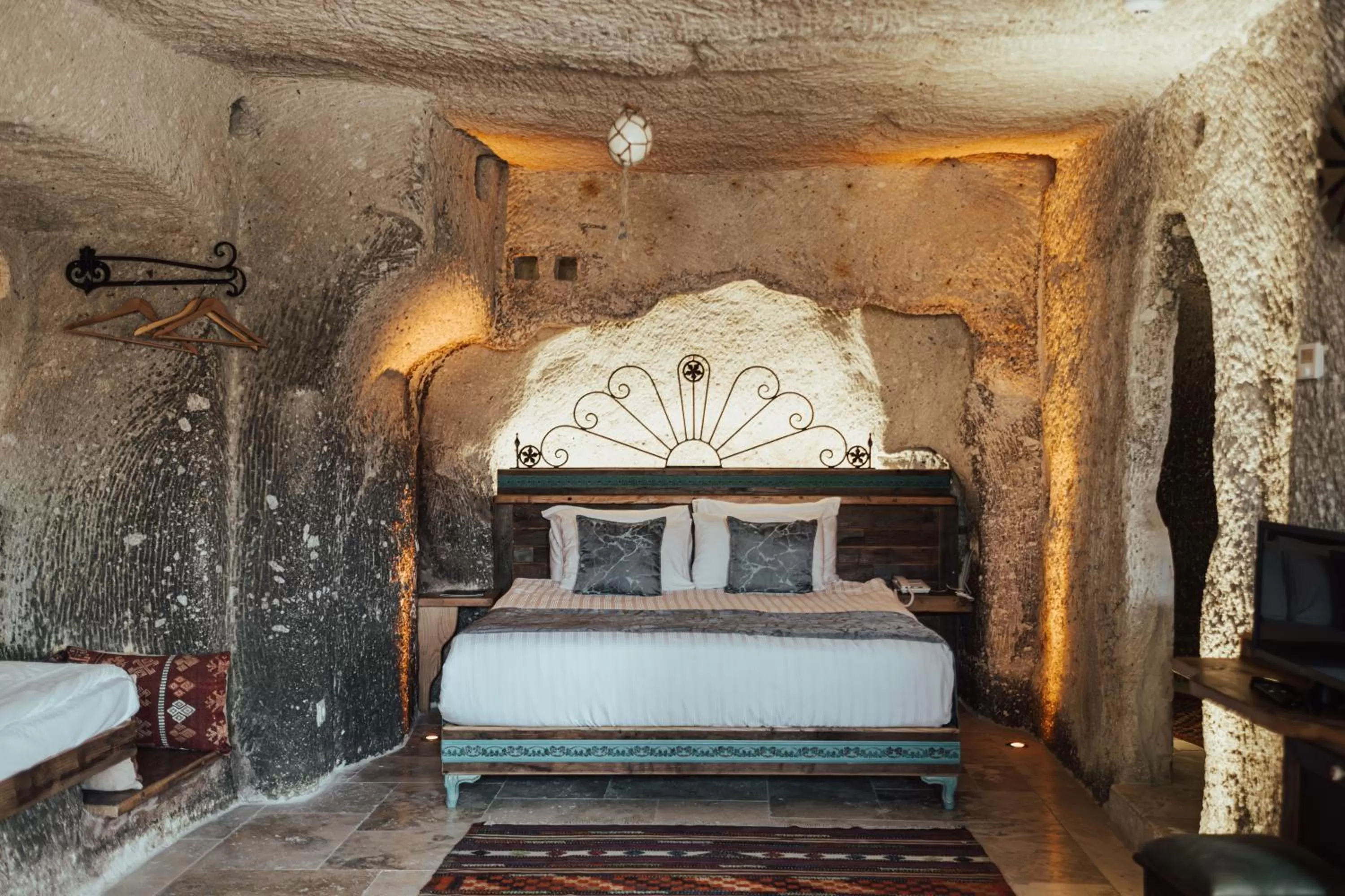 Bedroom, Bed in Şah Saray Cave Suites Halal Hotel