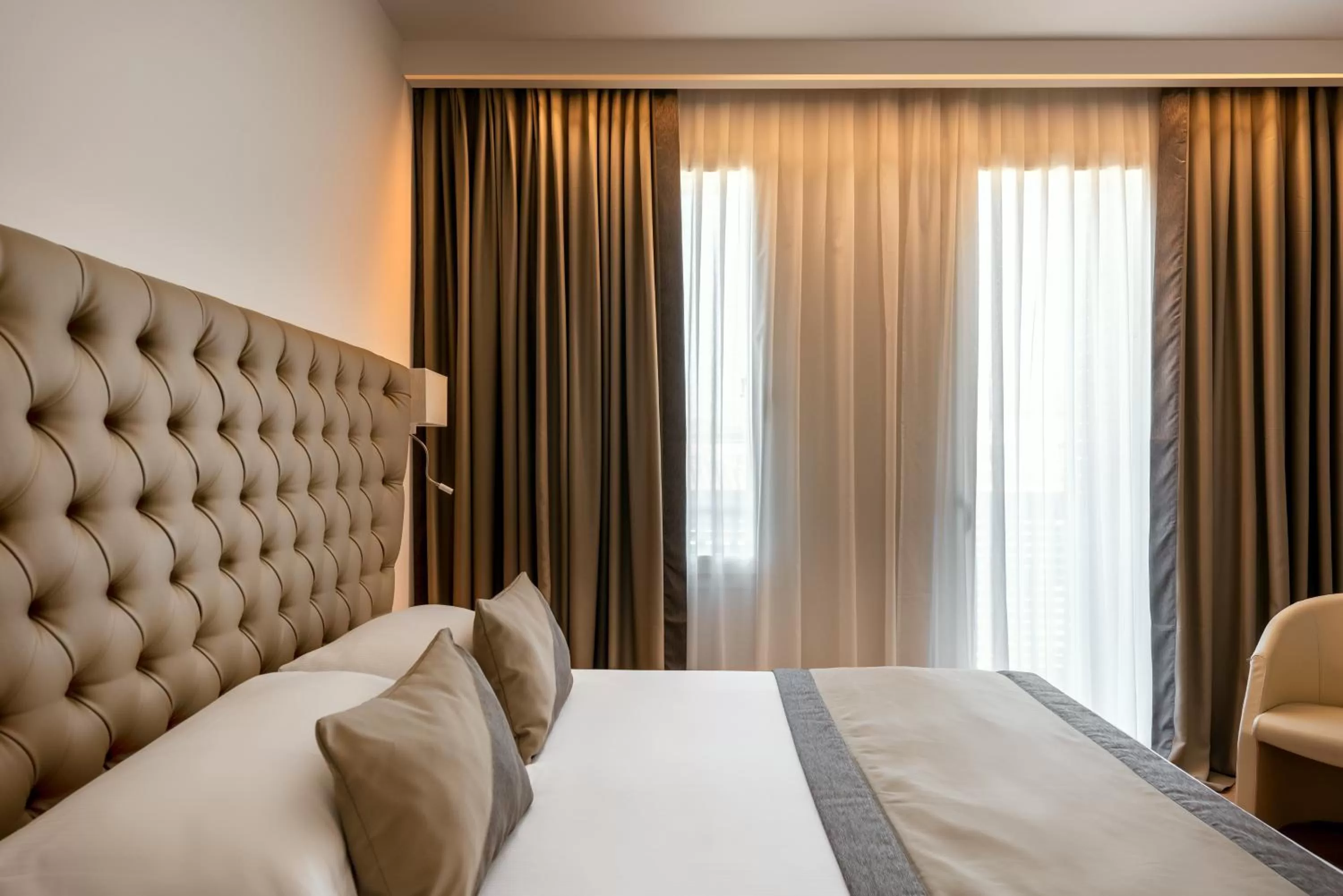 Bedroom, Bed in UNAHOTELS Eco Hotel Villa Costanza Venezia