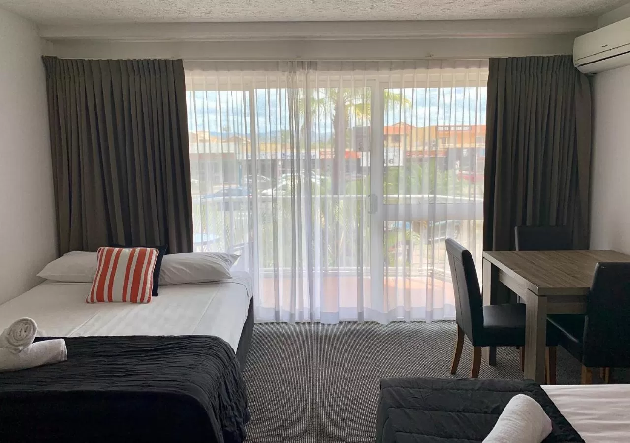 Bed in Outrigger Burleigh