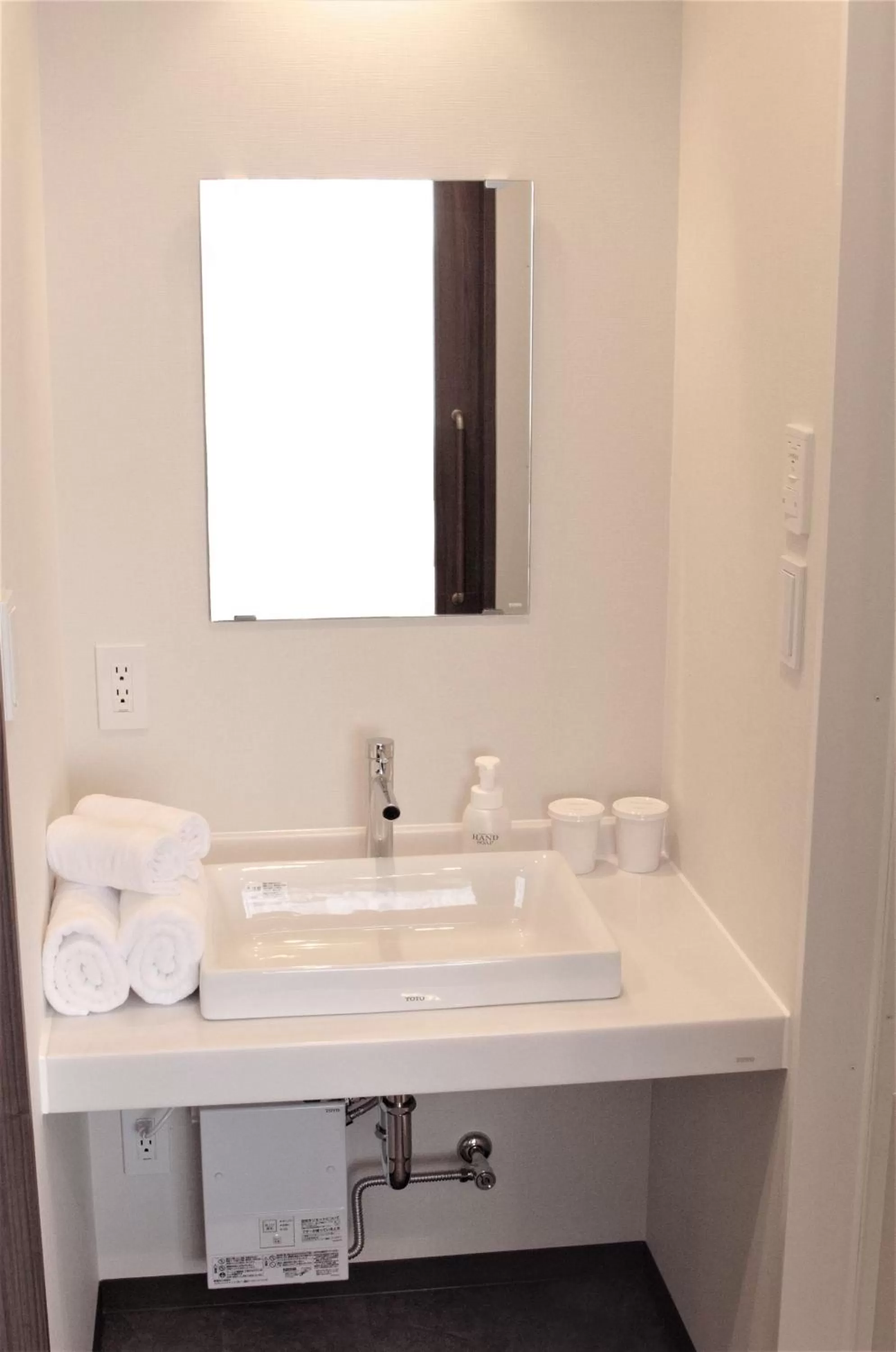 Photo of the whole room in Bande Hotel Osaka