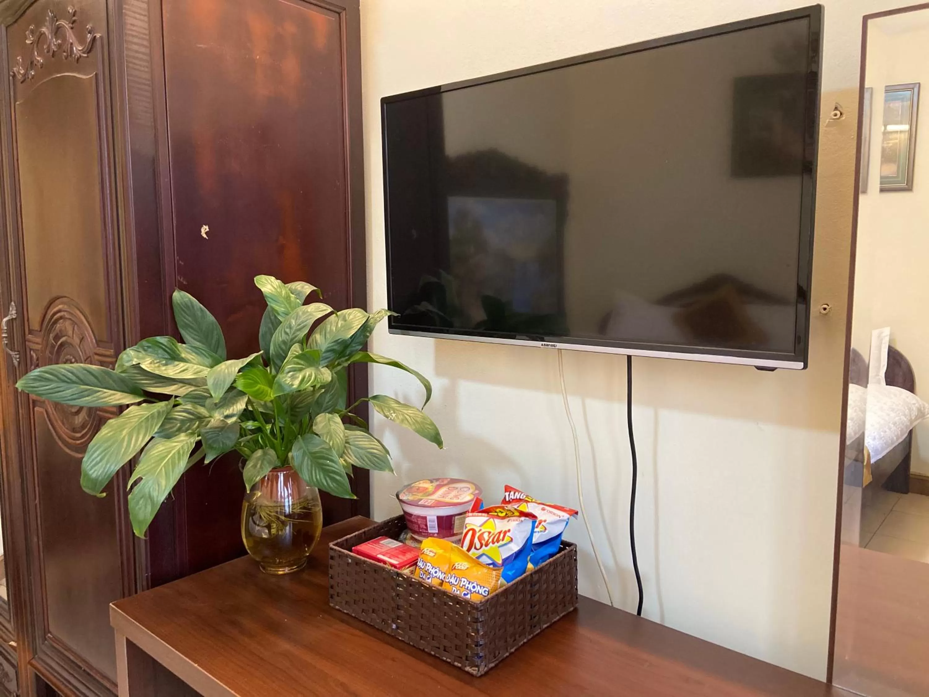 TV and multimedia in Thang Long Hotel