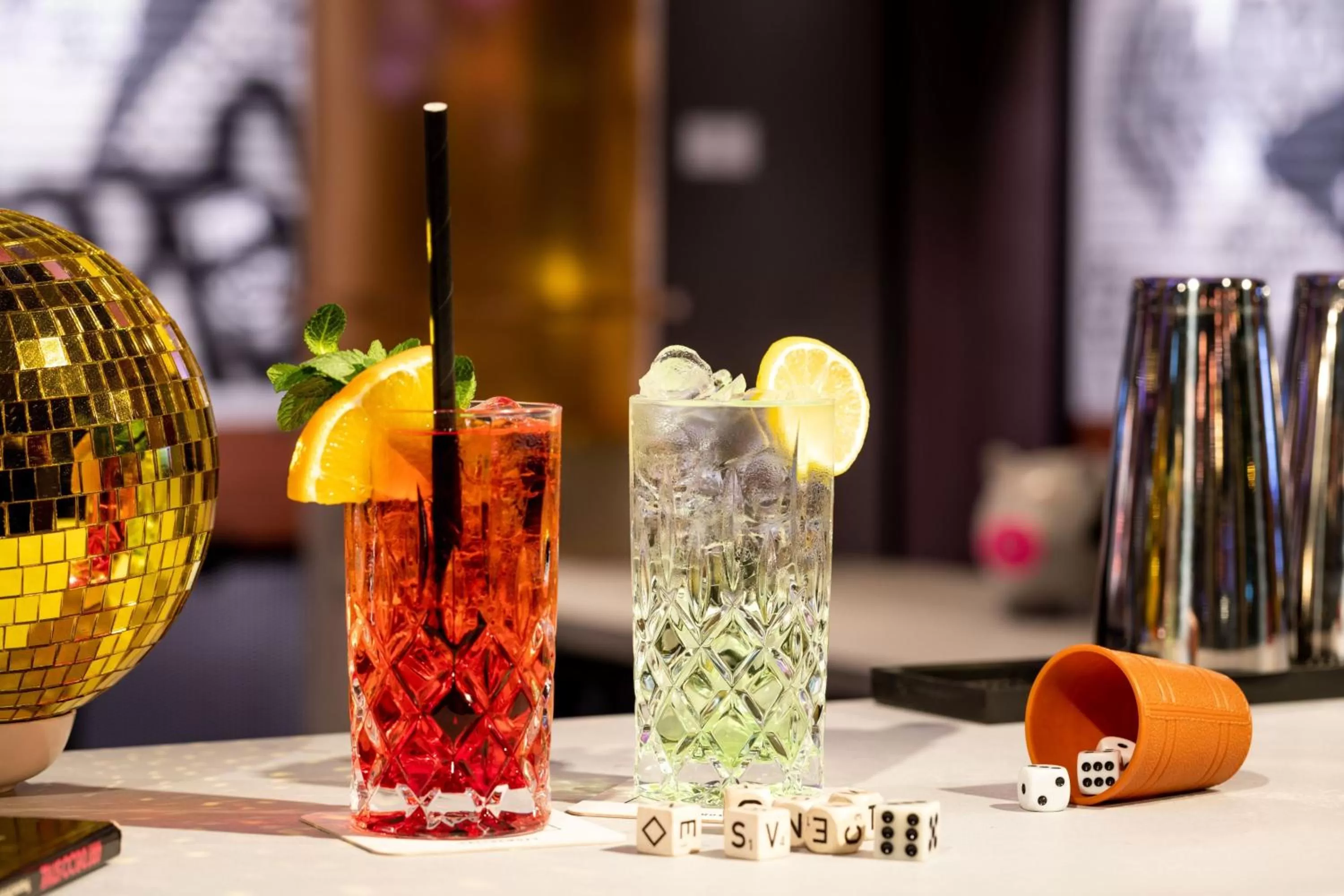 Lounge or bar in Moxy Dortmund City