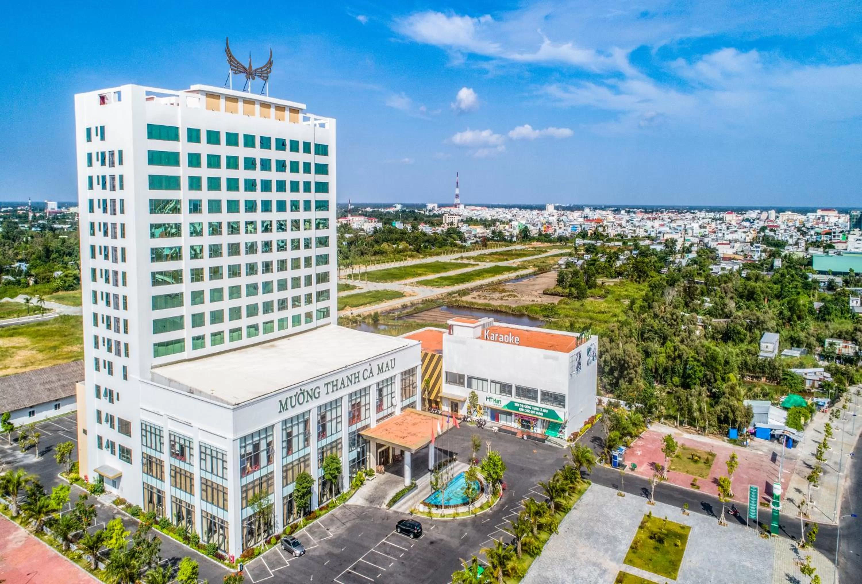 Facade/entrance in Muong Thanh Luxury Ca Mau Hotel