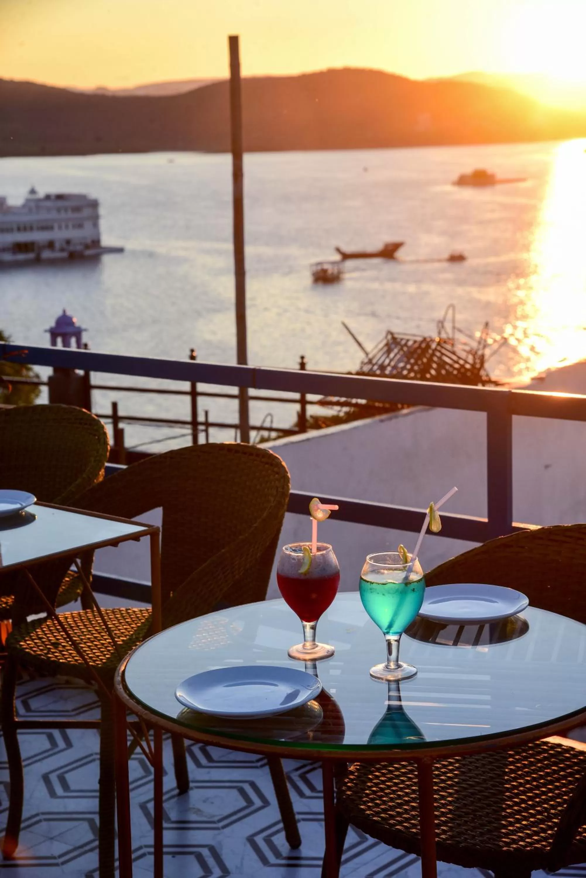 Sunset in Hotel Casa by the lake