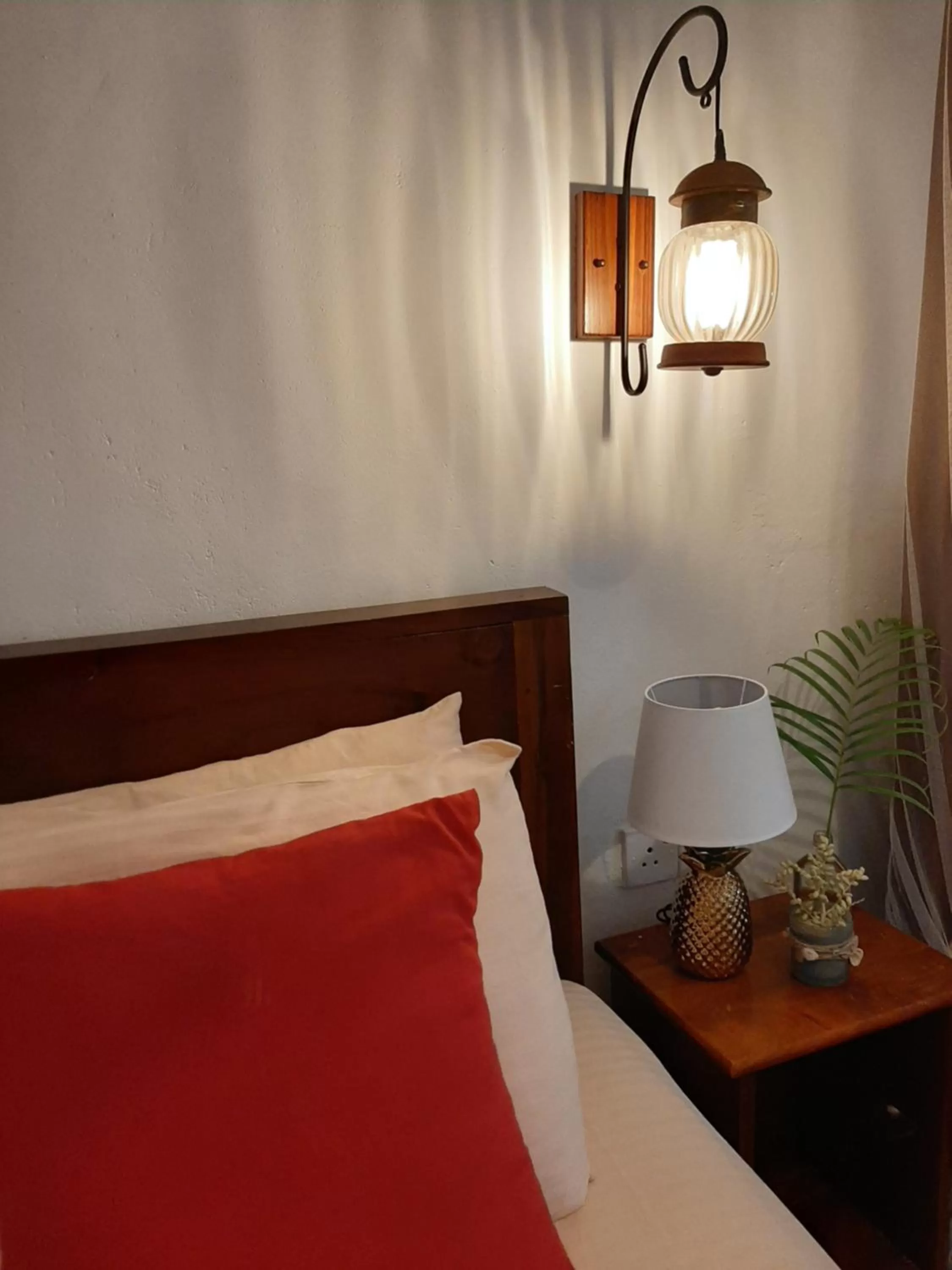 Decorative detail, Bed in Weligama Ocean Breeze