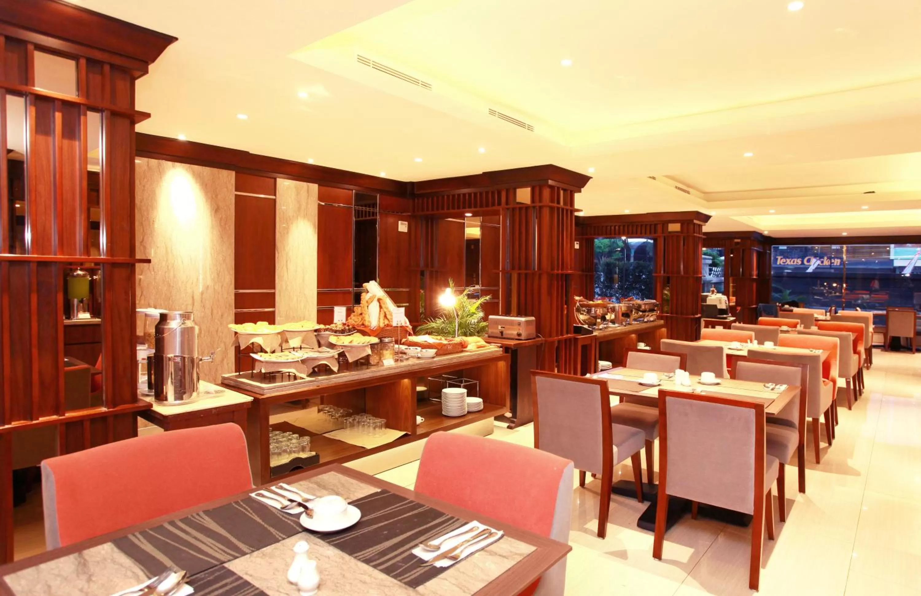 Restaurant/places to eat in Swiss-Belhotel Borneo Banjarmasin