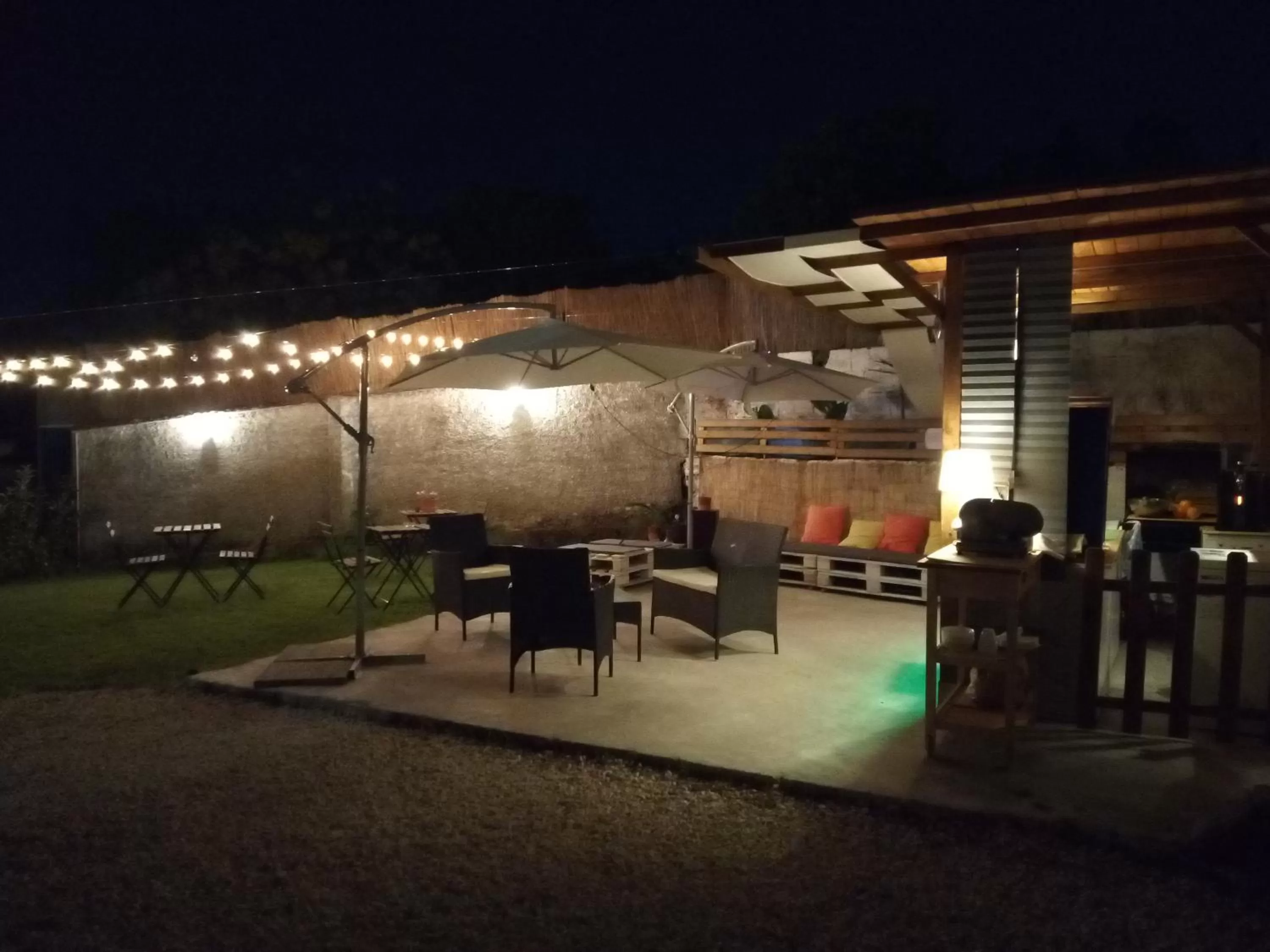 Patio in UP&B Rooms Catania