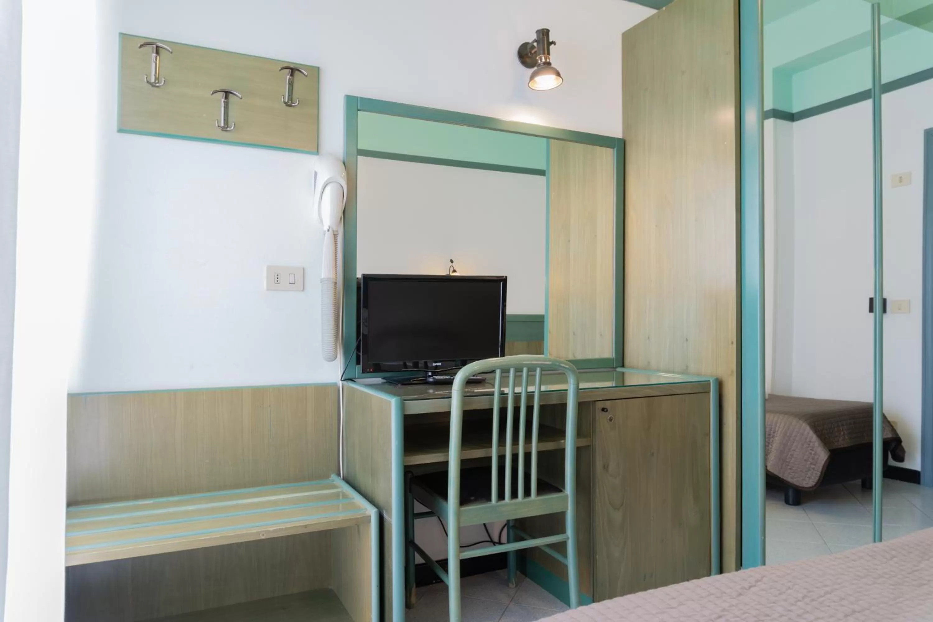 Photo of the whole room in Esedra Hotel