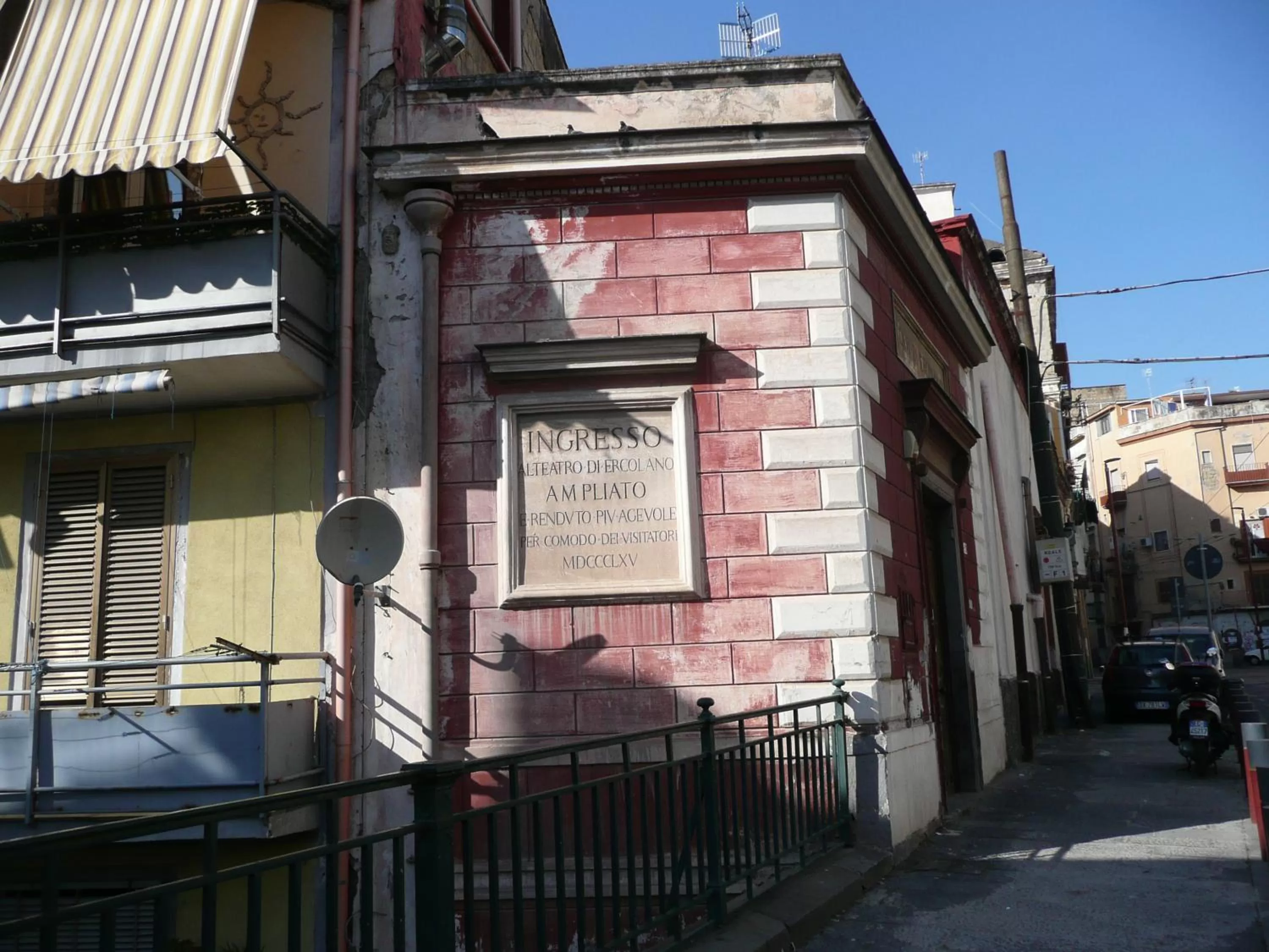 Nearby landmark, Property Building in Garden House