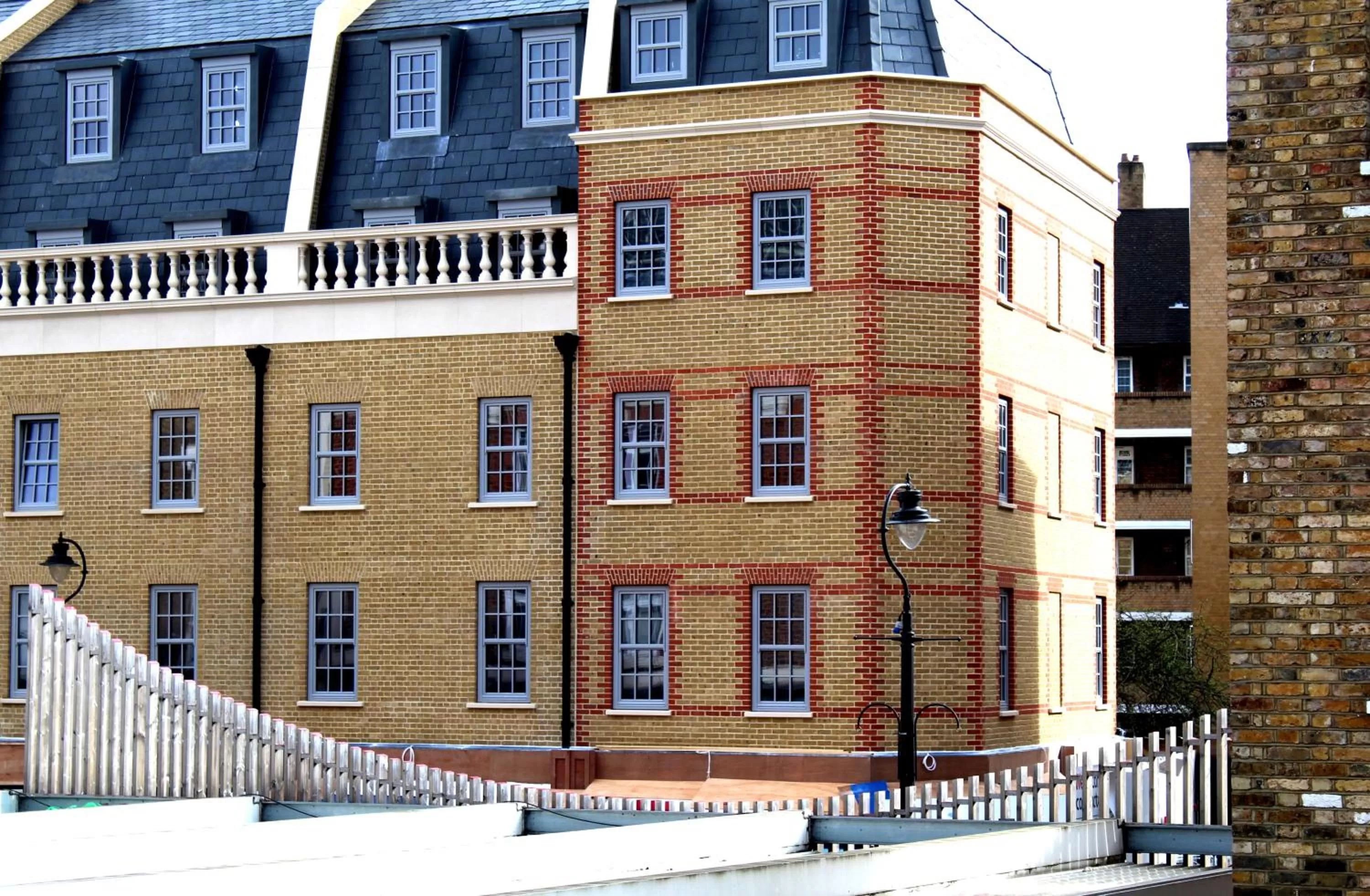 Property building in NOX Waterloo